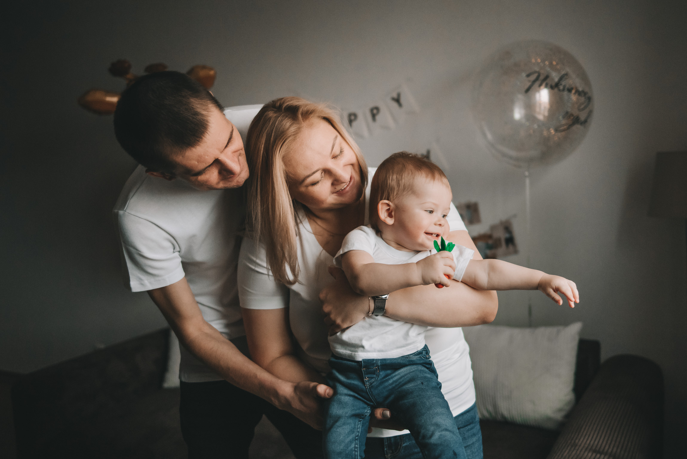 1 год Никиты. Фотограф новорожденных в стиле lifestyle в Воронеже Юлия Ключникова