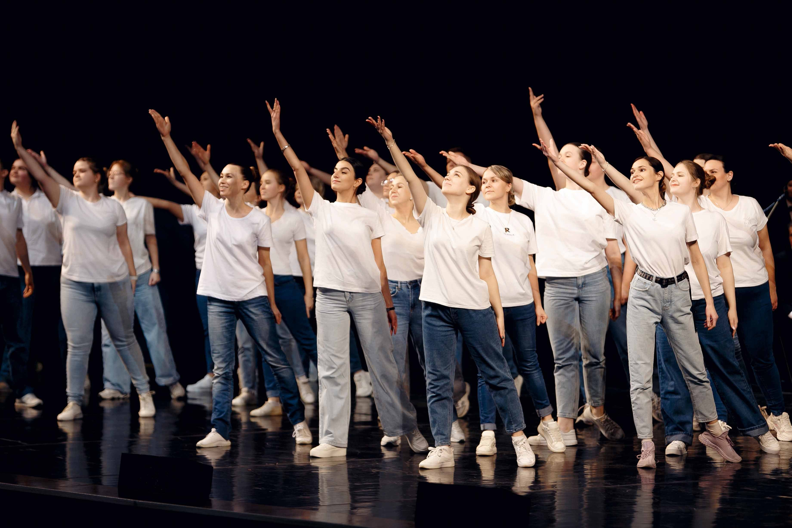 Закрытие «Года педагога и наставника» в КЗЦ Миллениум. Ваш репортажный фотограф Артемий Антонов