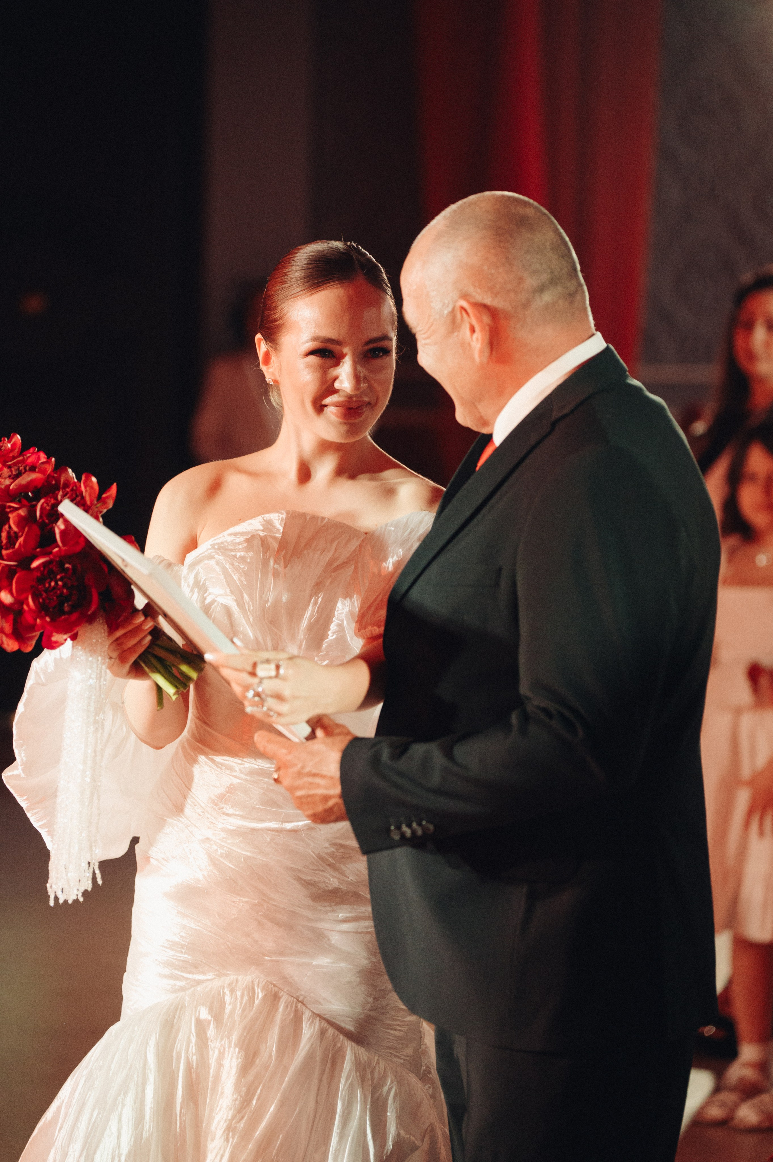 Анастасия и Карен. Репортажный и свадебный фотограф в Сургуте