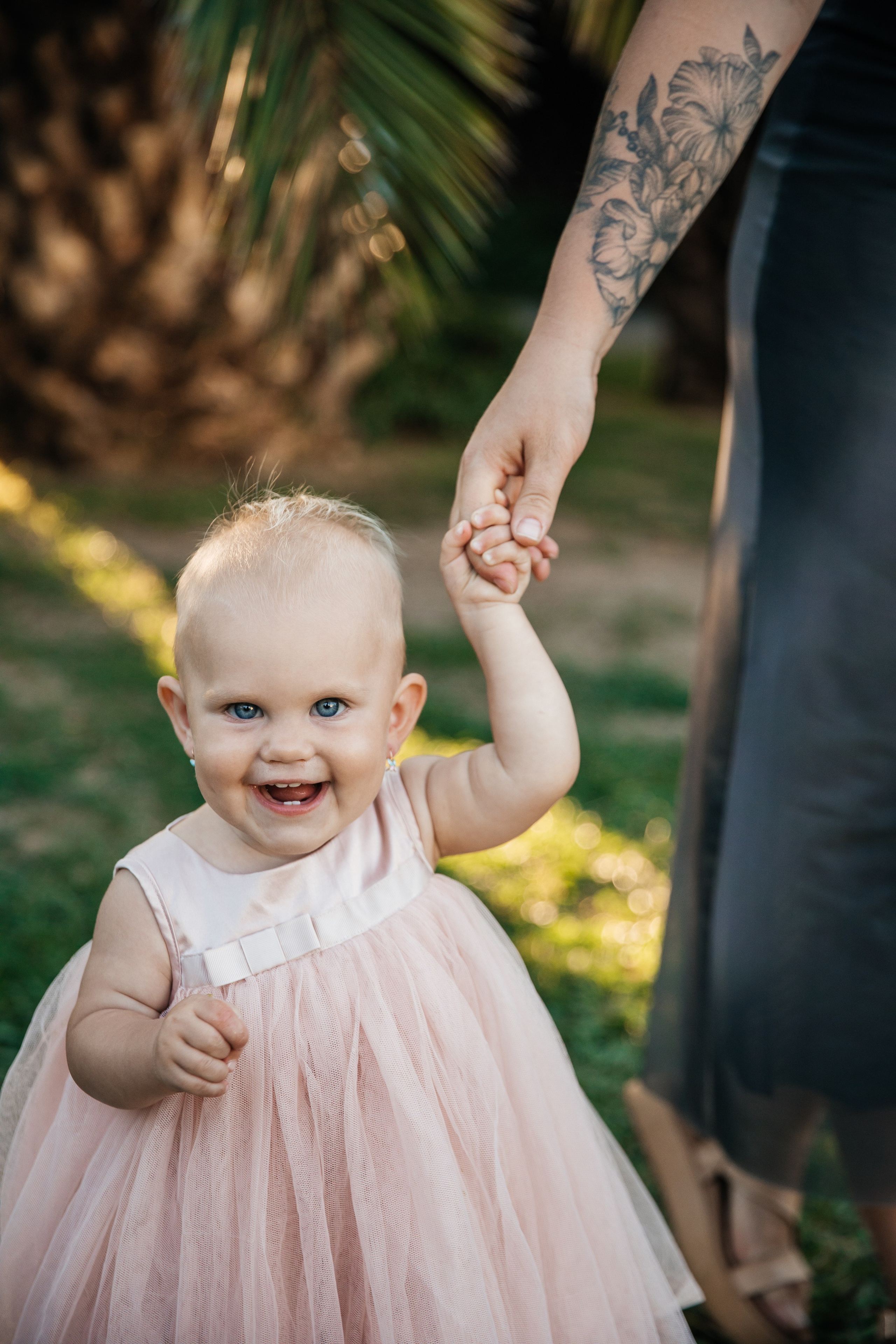 Таисия, Антон и две славных дочки. Фотограф в Сочи. Свадебная видеосъемка Сочи