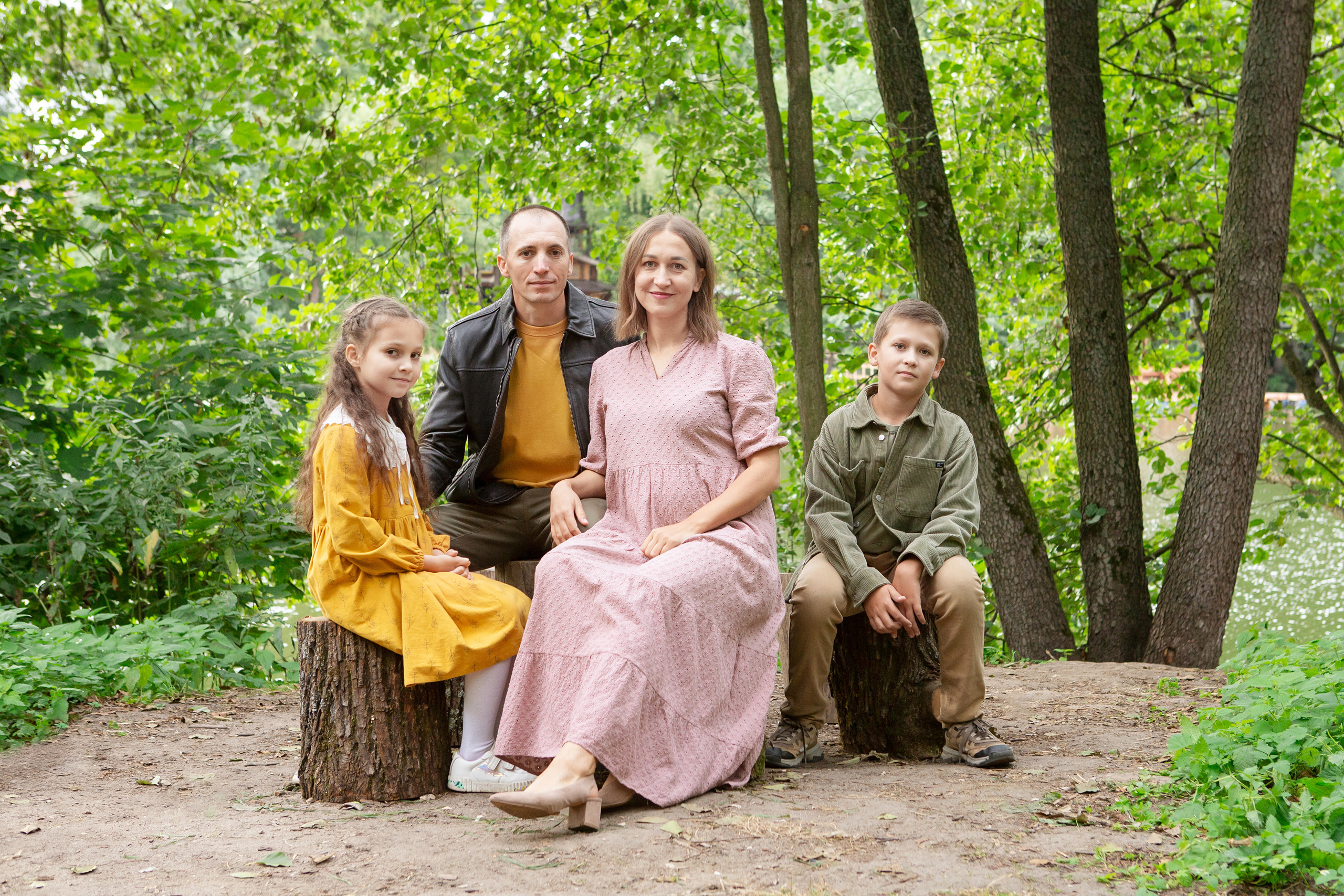 Семейная прогулка 11.09.2022. Выпускные альбомы для школ и детских садов