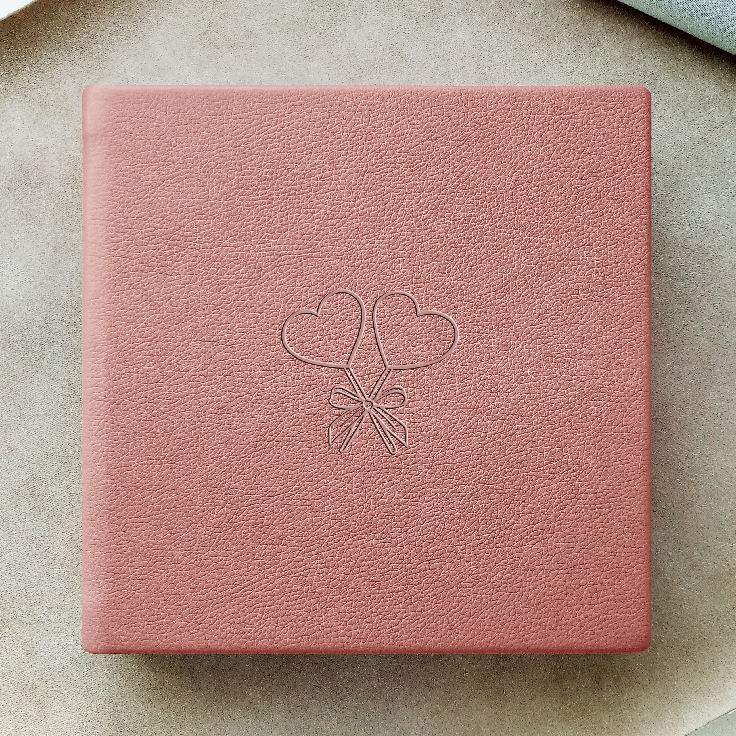 Варианты тиснения. Выпускные альбомы для школ и детских садов