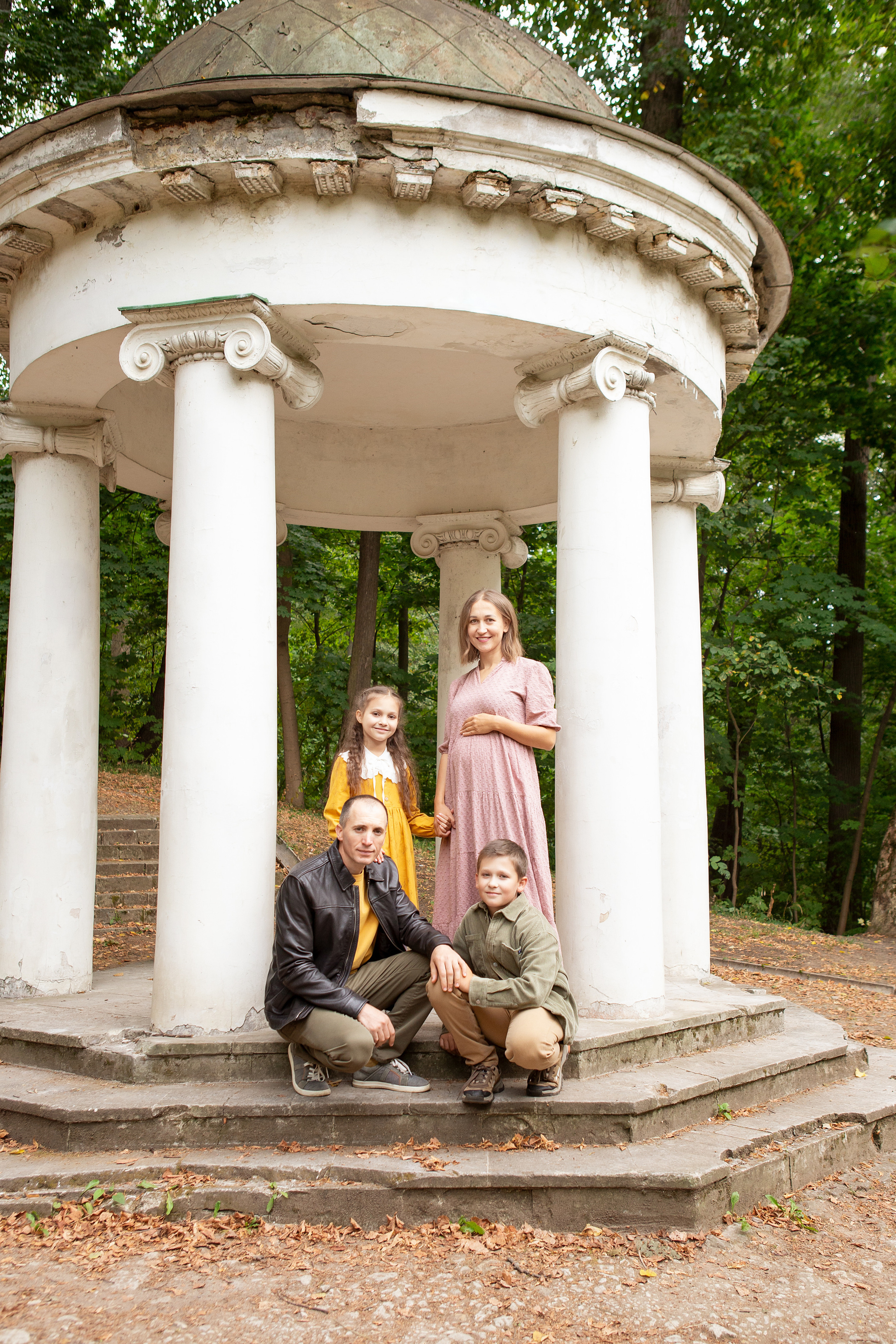 Семейная прогулка 11.09.2022. Выпускные альбомы для школ и детских садов