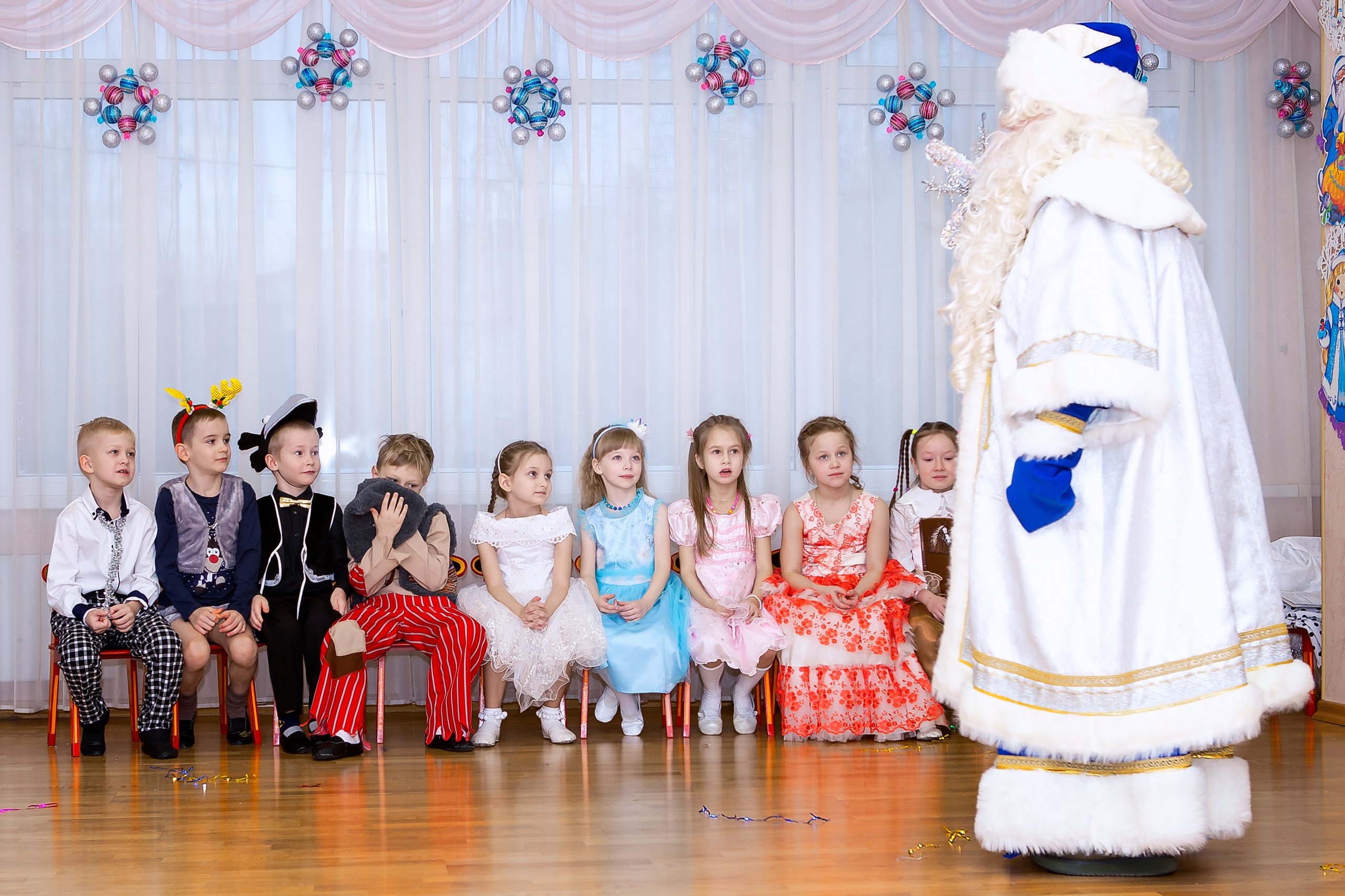 Новогодний утренник 2020. Выпускные альбомы для школ и детских садов