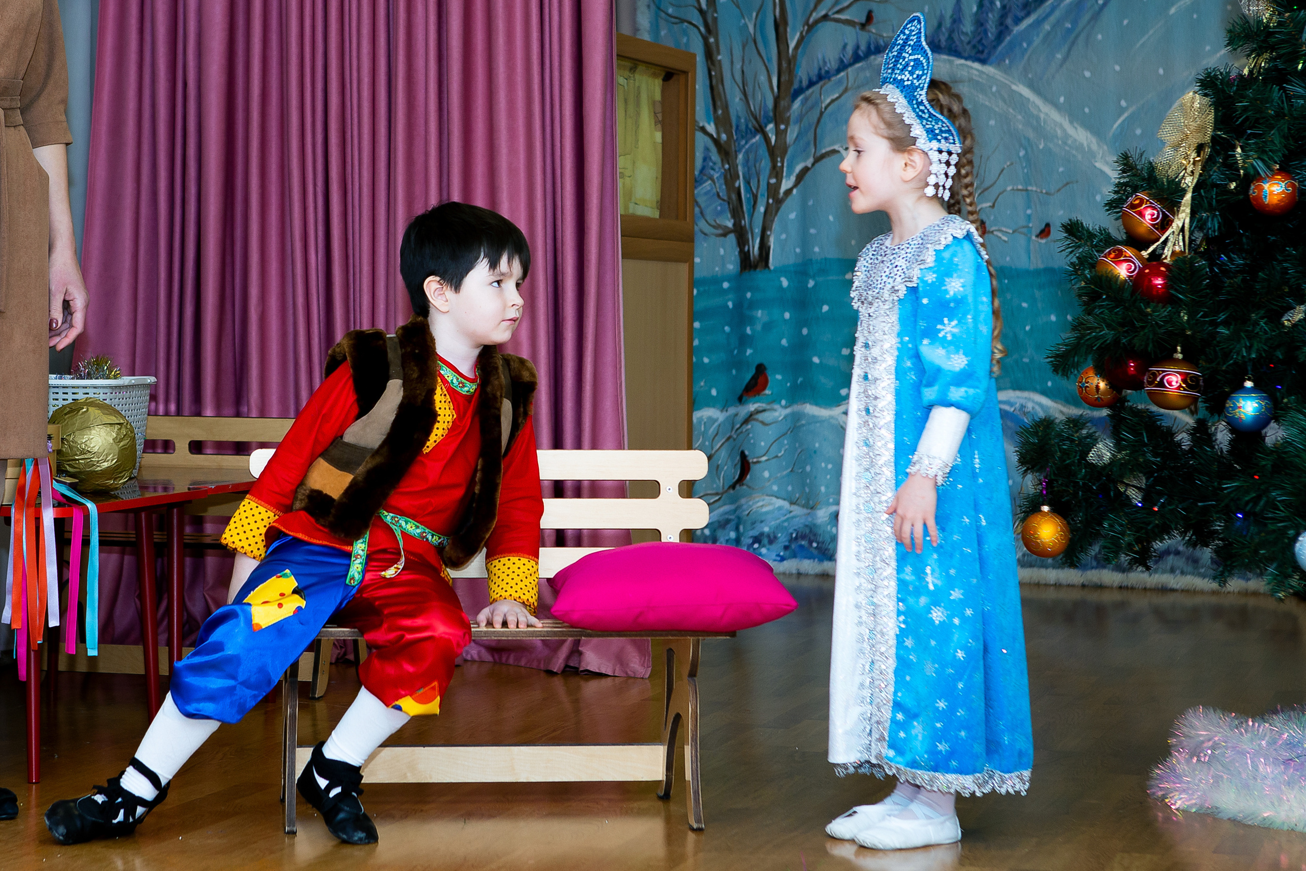 Новогодний утренник 2021 г. Выпускные альбомы для школ и детских садов