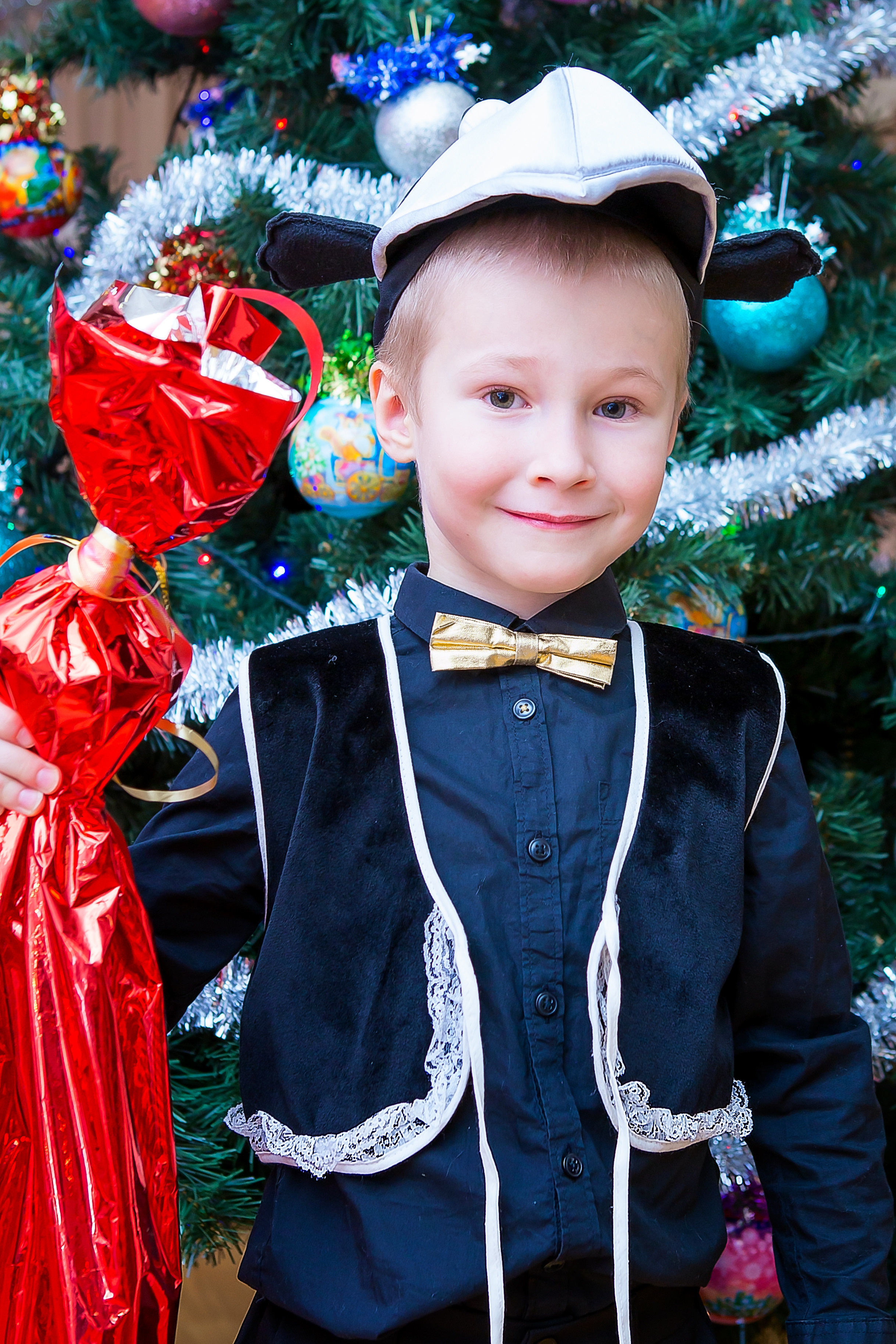 Новогодний утренник 2020. Выпускные альбомы для школ и детских садов