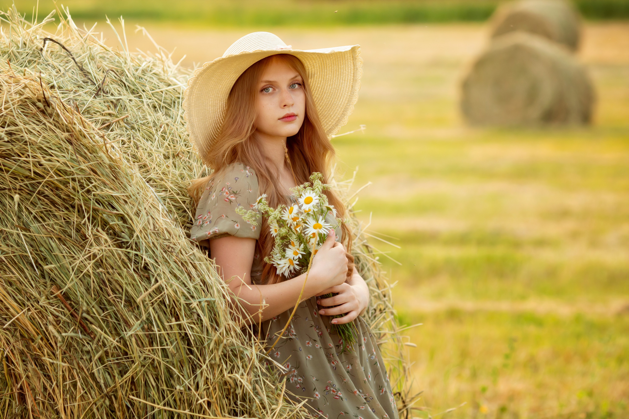 Вика. Фотограф Антонина Свешникова. ВЫПУСКНЫЕ ФОТОКНИГИ для детских садов и школ. Москва, Владимир