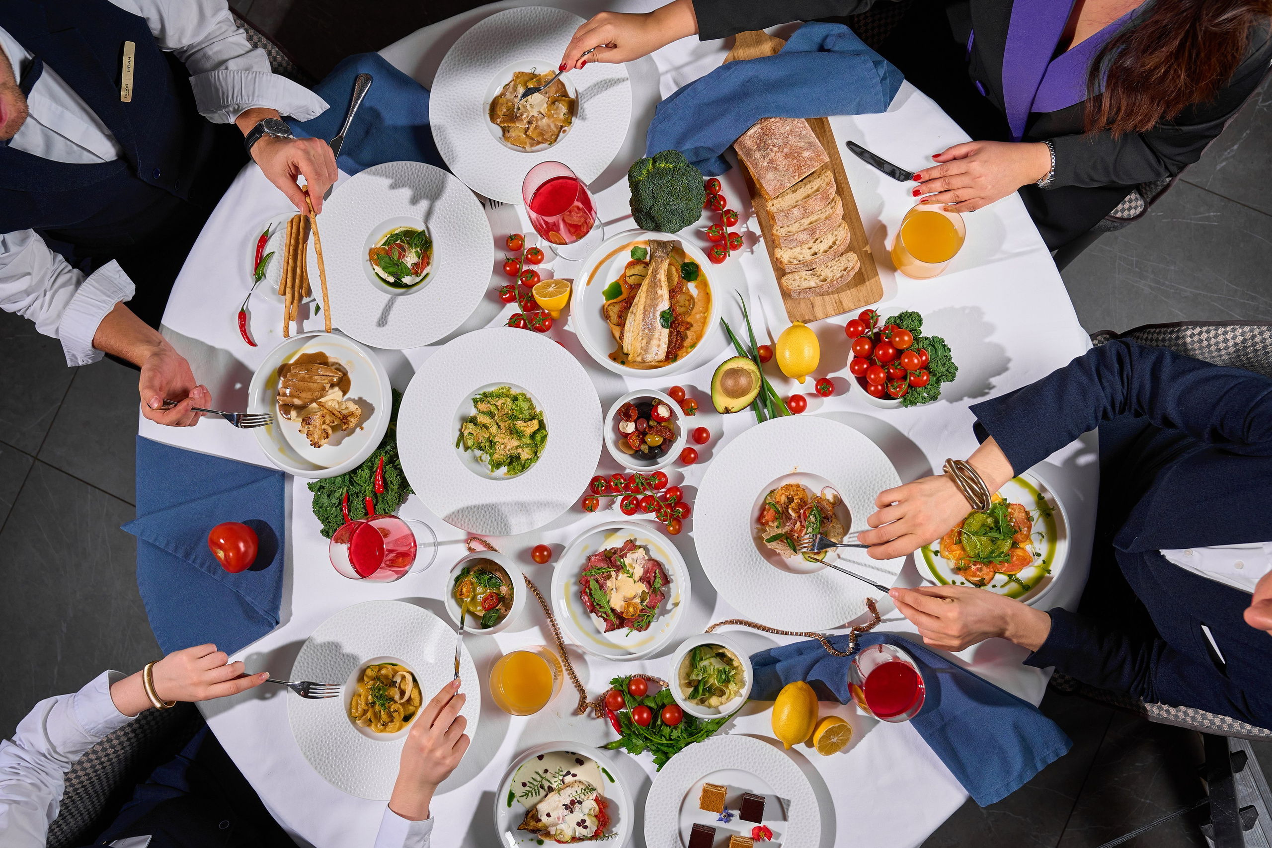 COSMOS ITALY — СЪЕМКА МЕНЮ