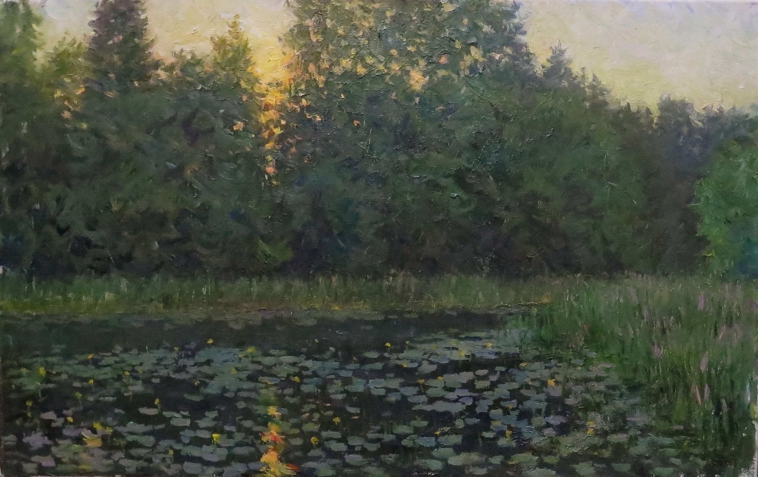 Заходящее солнце над заводью с кувшинками, художник – Лев Феофанов