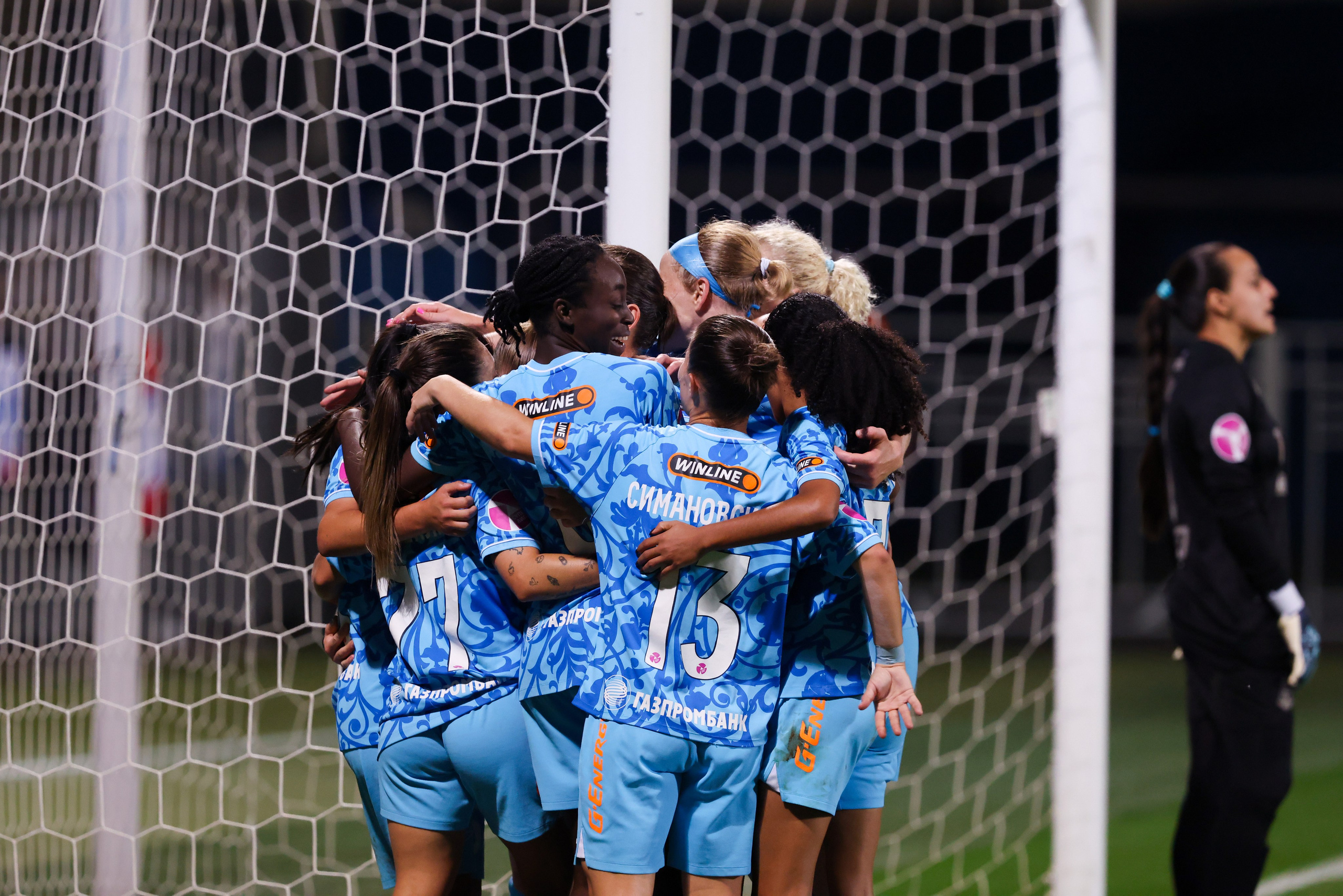 ЖФК «Зенит» — ЖФК «Локомотив» Москва Winline Кубок России 13.09.2025. Спортивный и репортажный фотограф Антон Тереханов