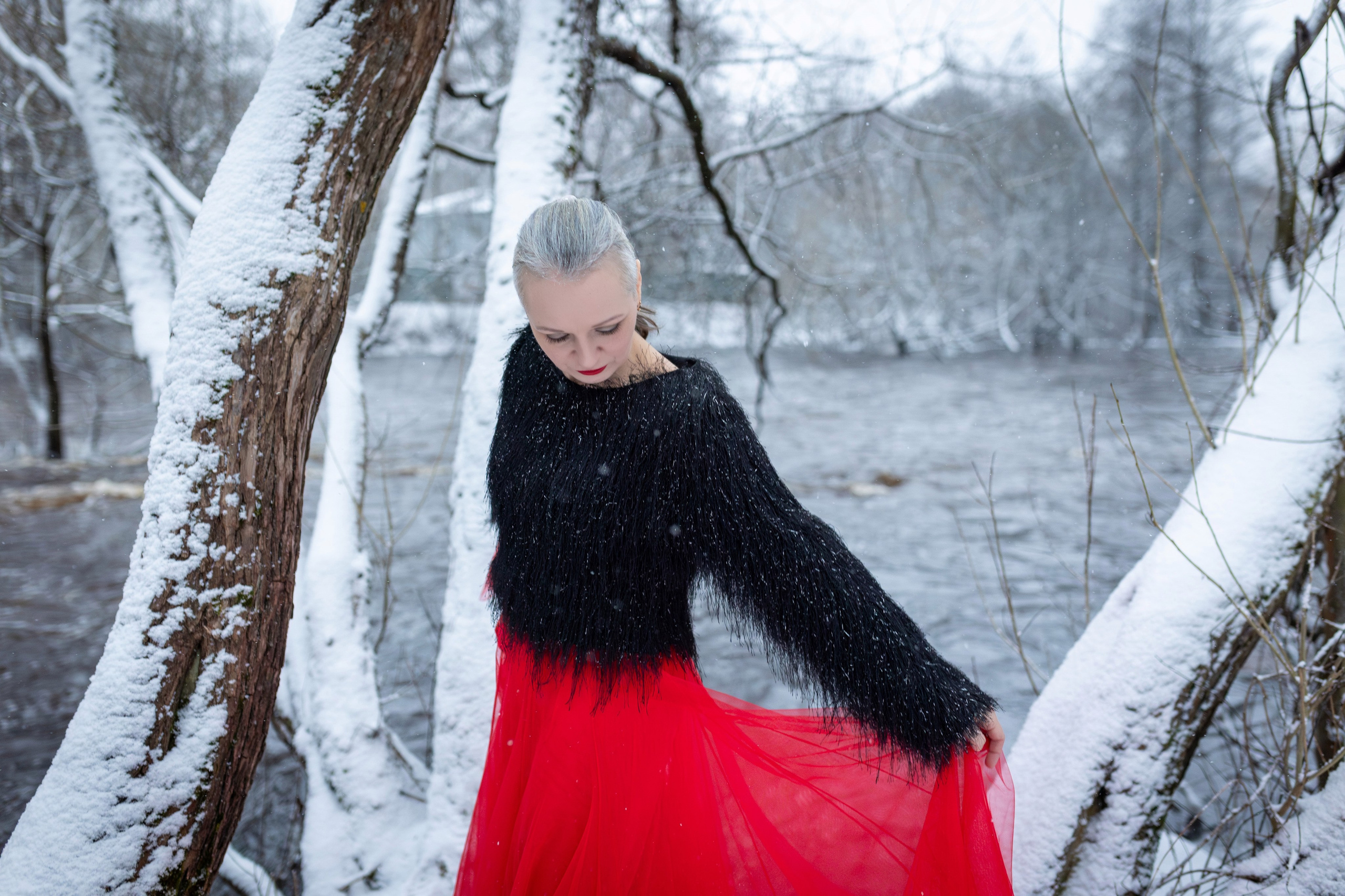 2025-01-01. Рубин на снегу, ♥️❄️