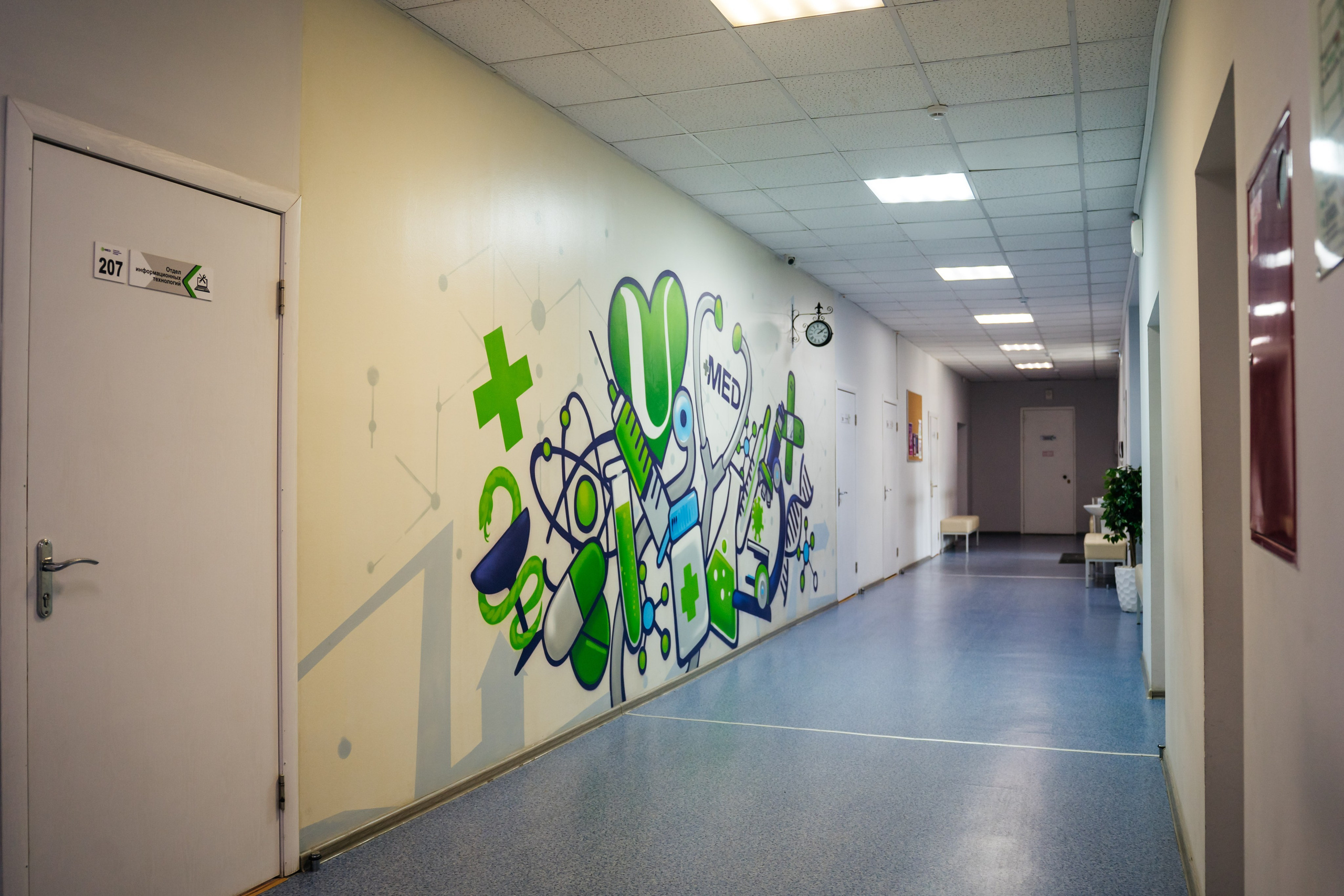 Съемка для Уральского медицинского колледжа ЮМЕД. Видеограф и Фотограф в Челябинске Ксения и Владимир Рюмины