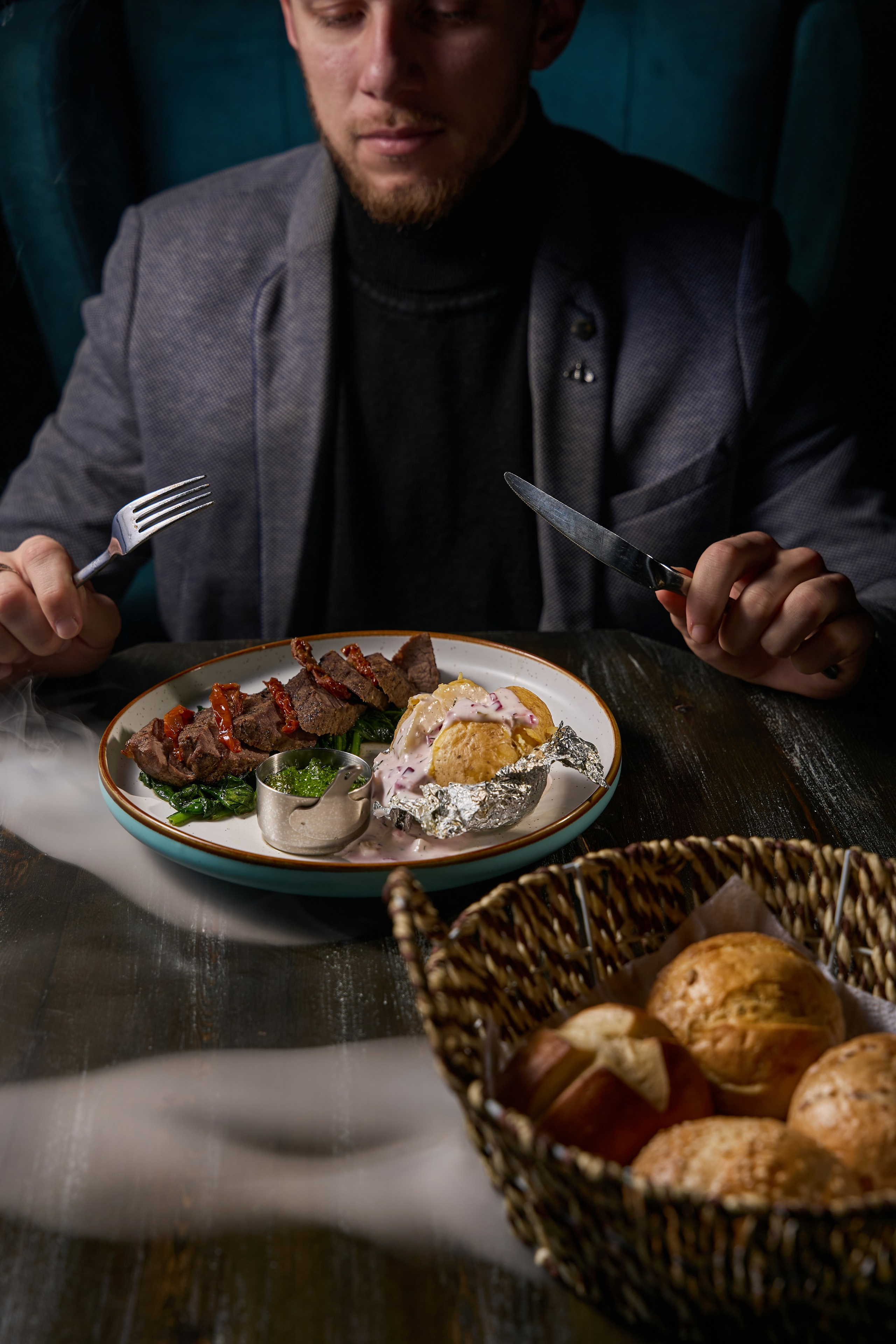 TOOMAN. Портретный фотограф в Павлодаре Руслан Насыров