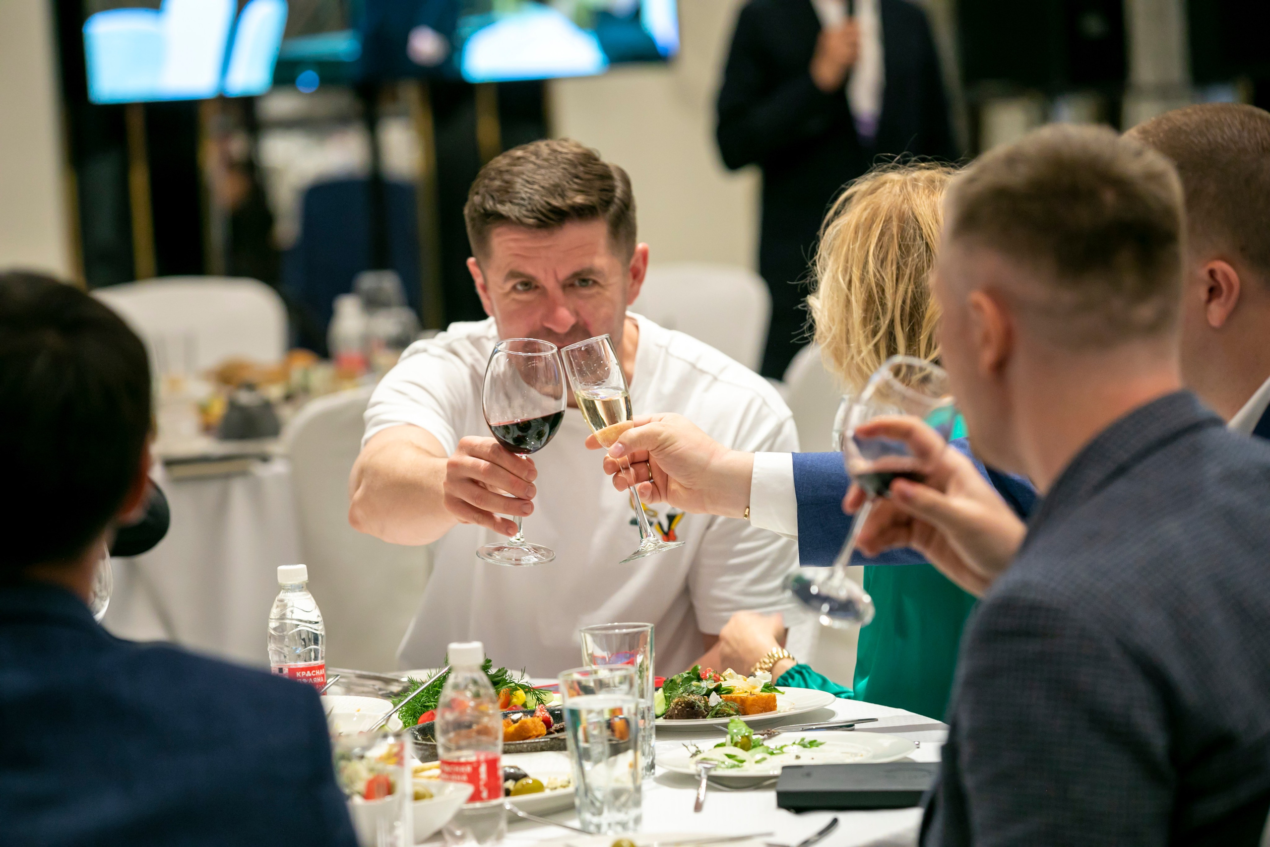 Бизнес — обед. Фотограф из Сочи Регина Труфанова