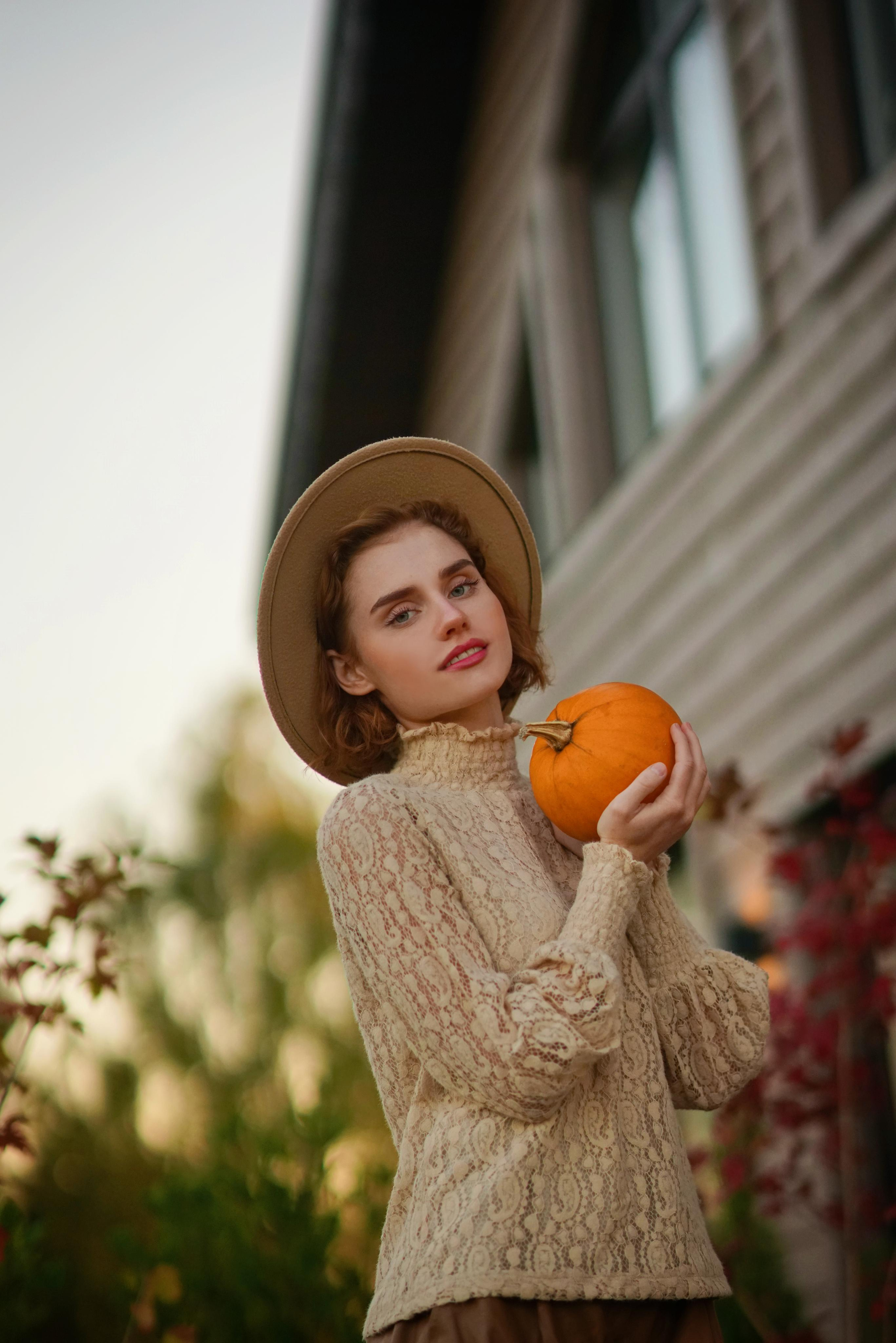Лиза, сентябрь. Фотодача — загородный дом для съемок в Домодедово, Московская область