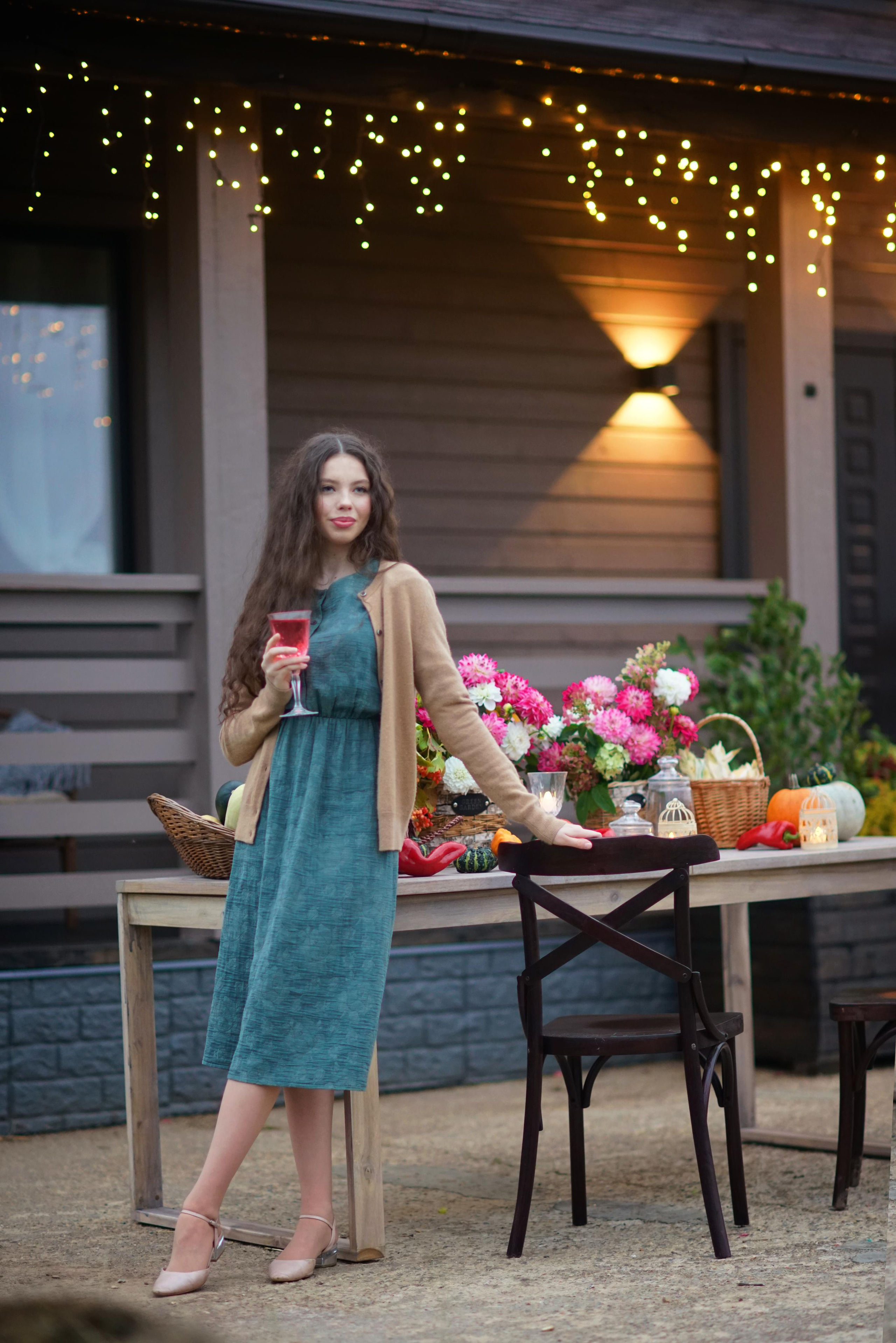 Прокат одежды. Фотодача — загородный дом для съемок в Домодедово, Московская область