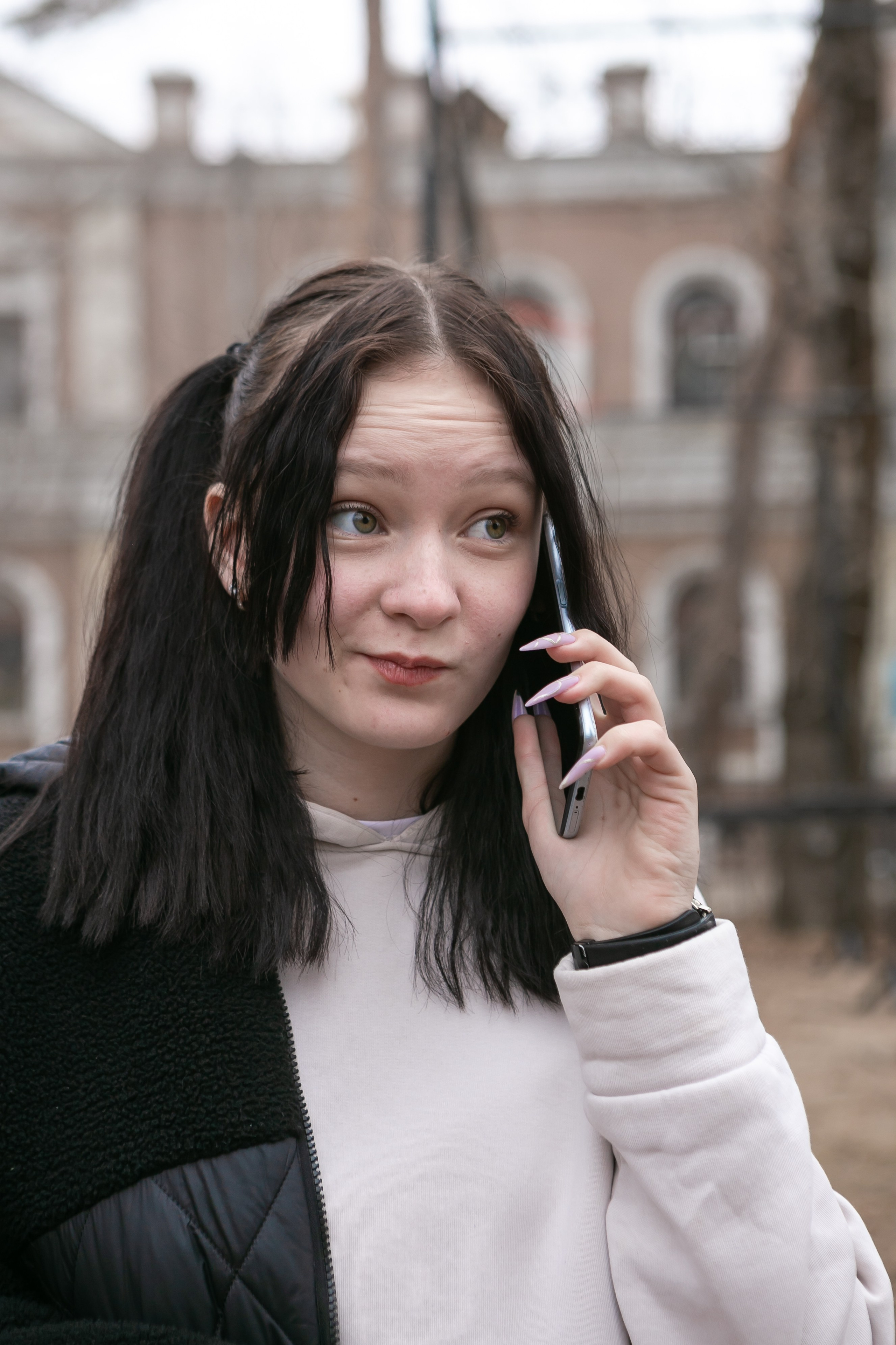 Апрель 2024 (прогулка со старшей дочкой). Фотограф Евгения Лондкевич