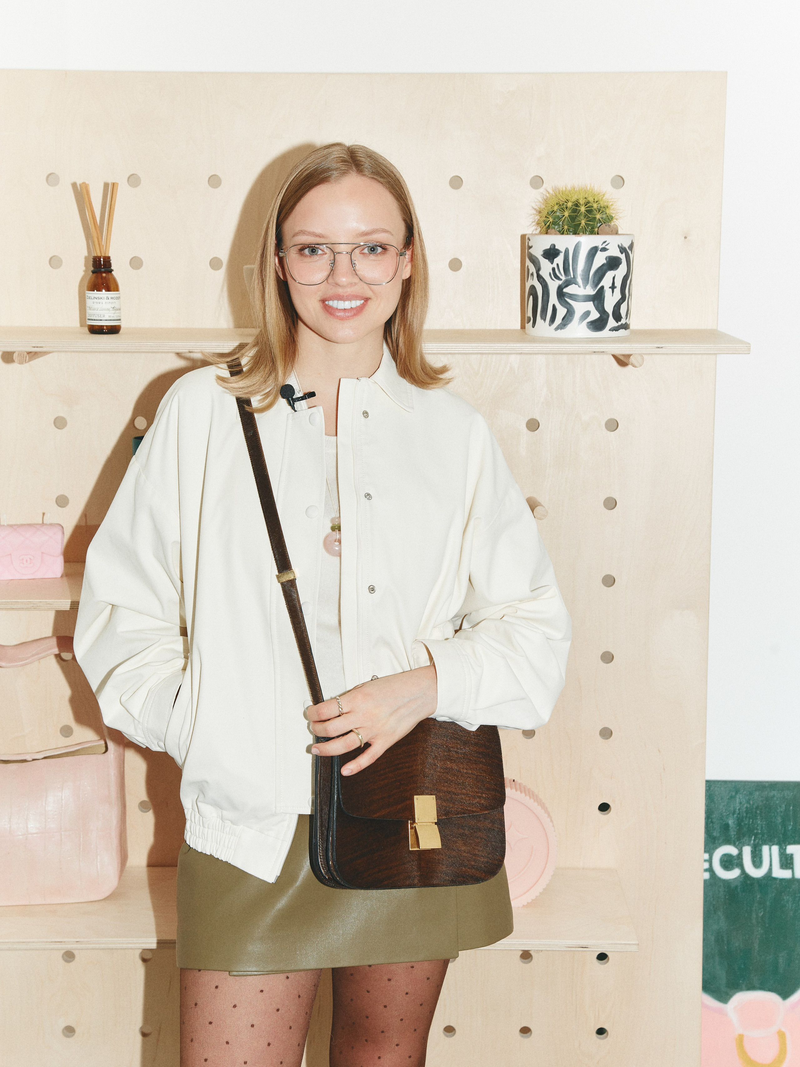 CHAIKA x THE CULTT working girl. Photographer Daria Ilkevich