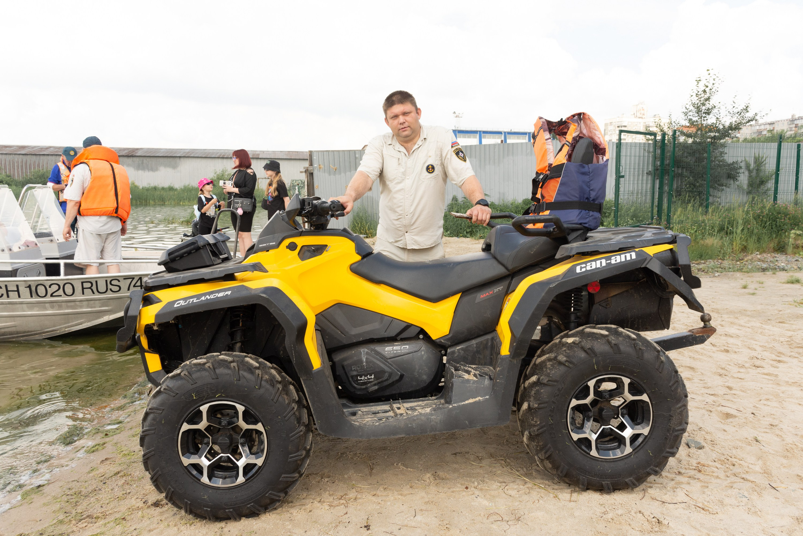 Урок по безопасности на воде (полный альбом). Фотограф Максим Буряк