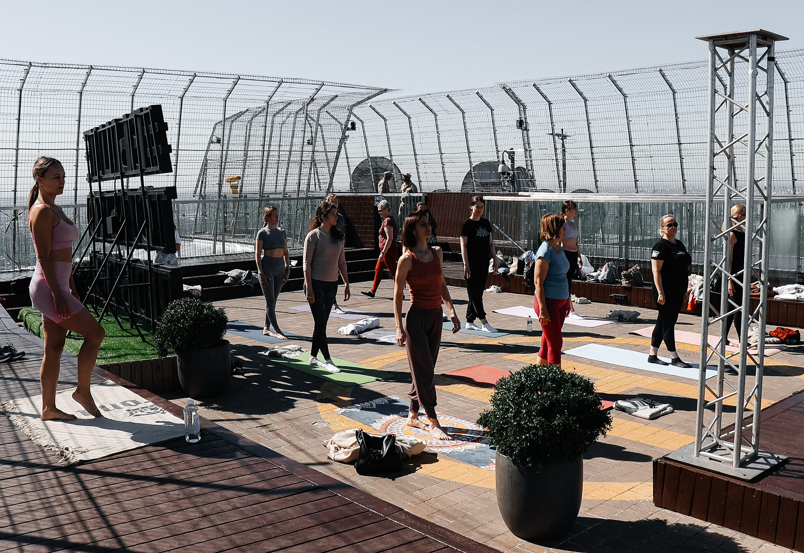 Йога на крыше Москва-Сити. Портретный фотограф Москва