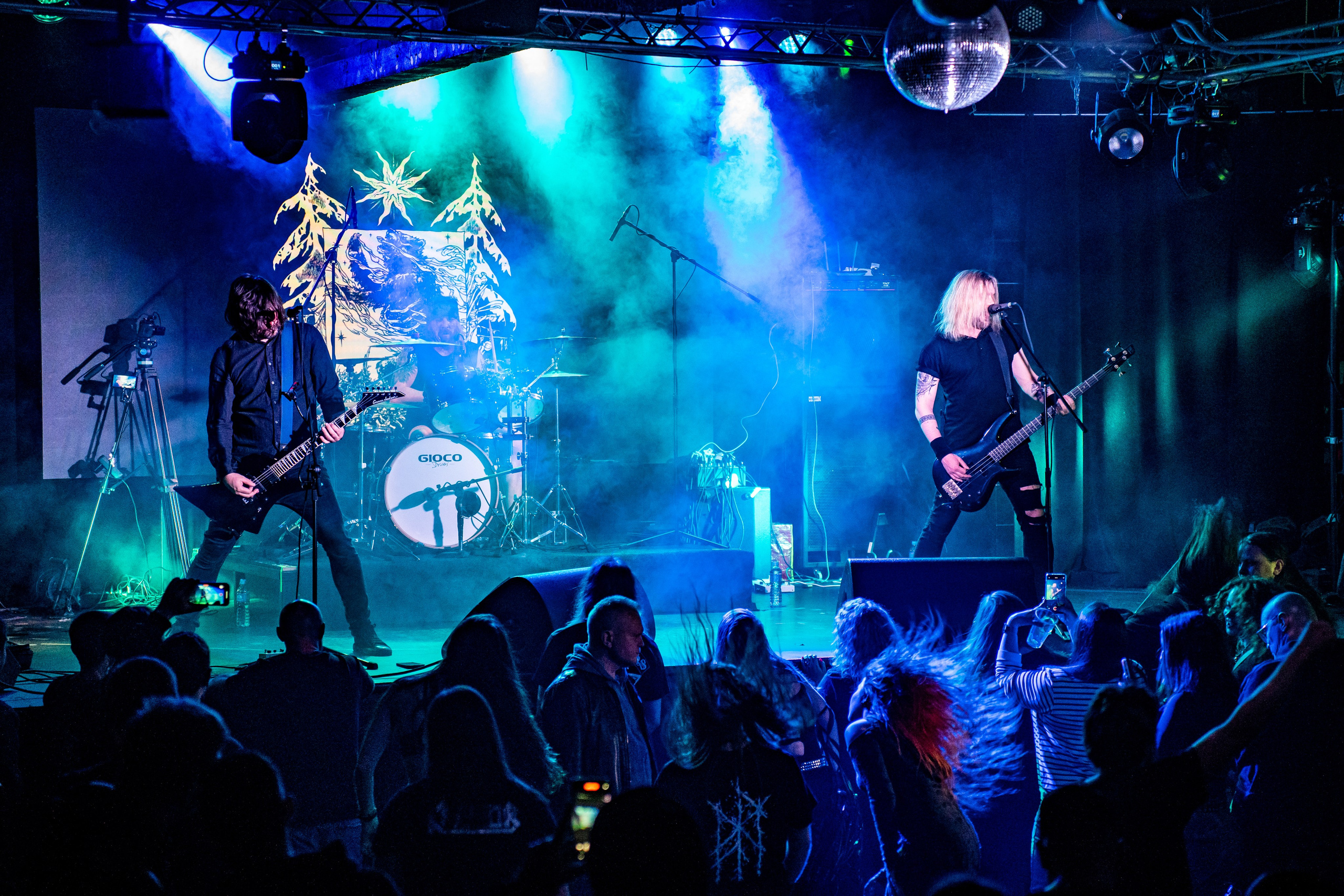 ИЛ • Minuala • Khlad|Glastonberry. Концертный и репортажный фотограф в Санкт-Петербурге Слава Пахомов