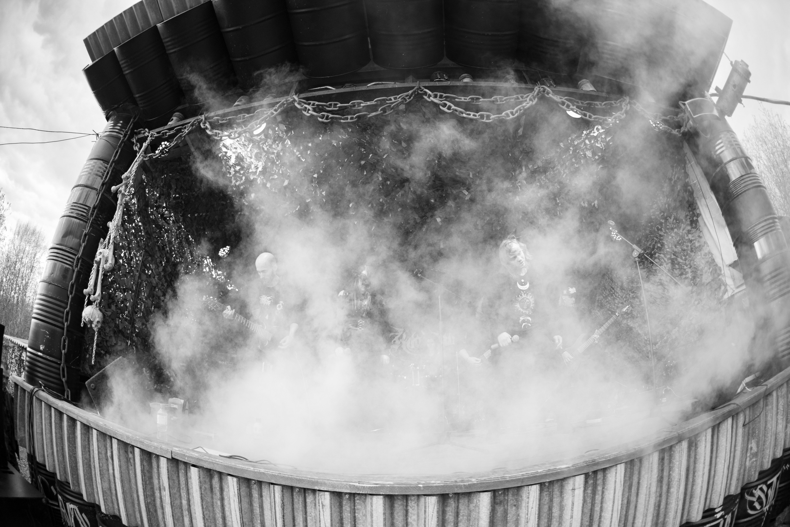 Фестиваль «ПОСРЕДИ КЛАДБИЩ И БОЛОТ»|Архангельск. Концертный и репортажный фотограф в Санкт-Петербурге Слава Пахомов