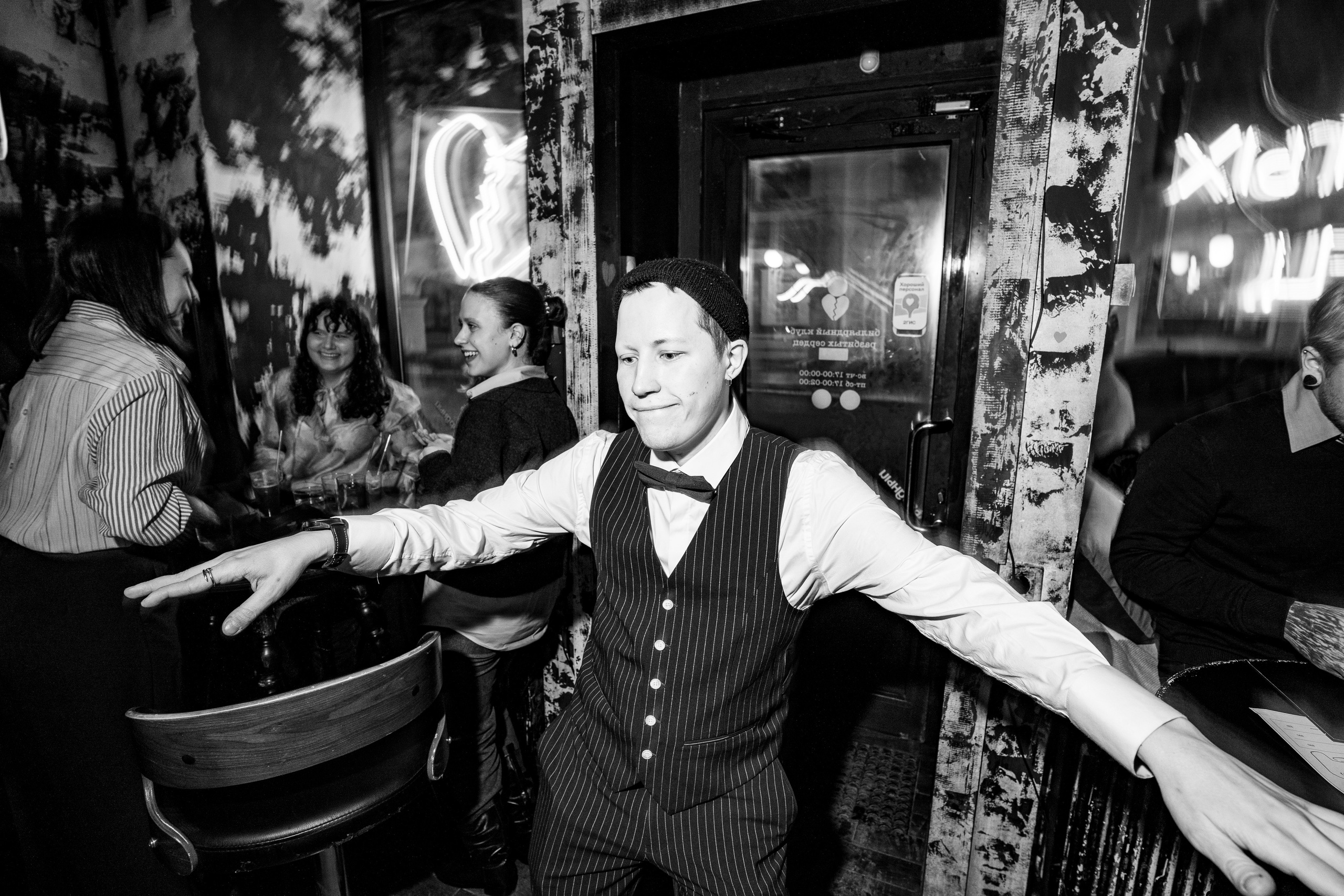 День святого Валентина в Баре разбитых сердец. Концертный и репортажный фотограф в Санкт-Петербурге Слава Пахомов