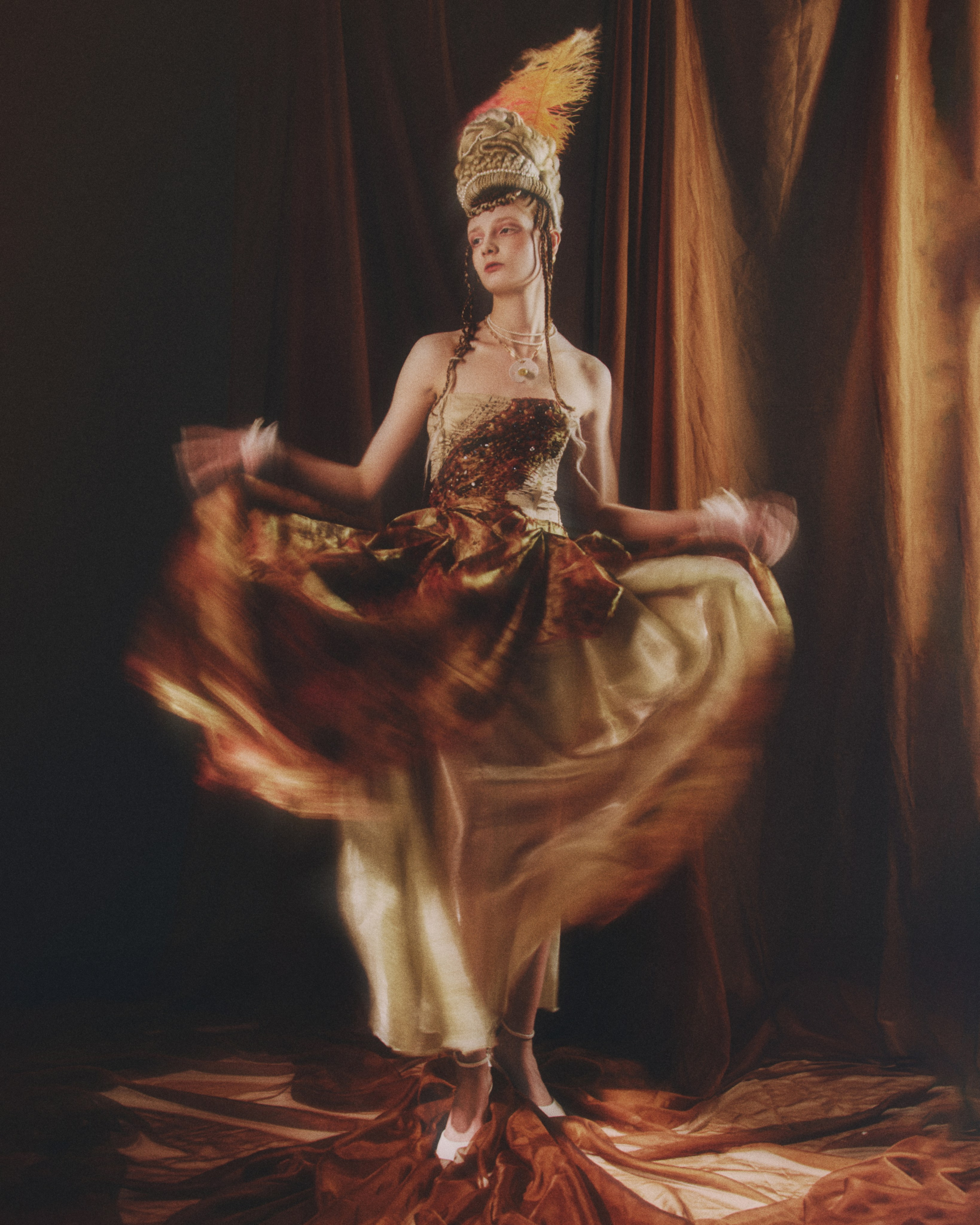 ART VOLNA. Рекламный, Fashion и имиджевый фотограф Михаил Чащин