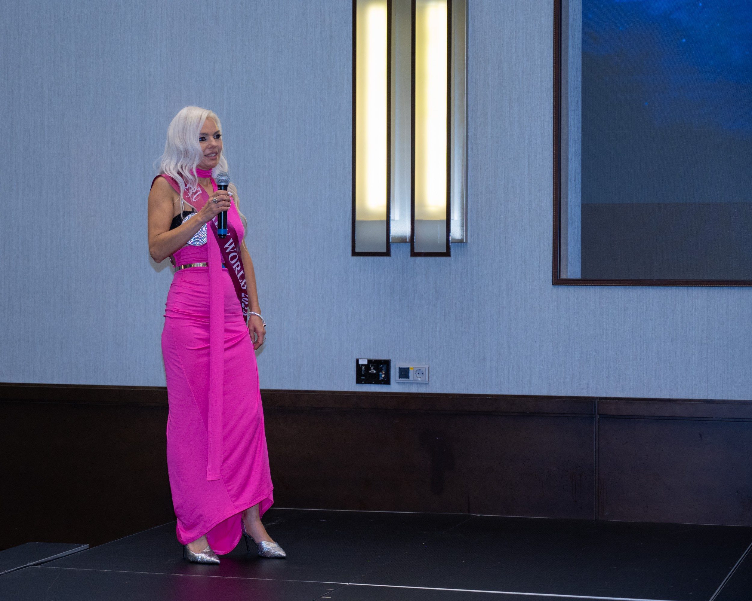 Церемония открытия Конкурса красоты «LADY WORLD» 2024. Фотографирую счастливых людей в Сочи