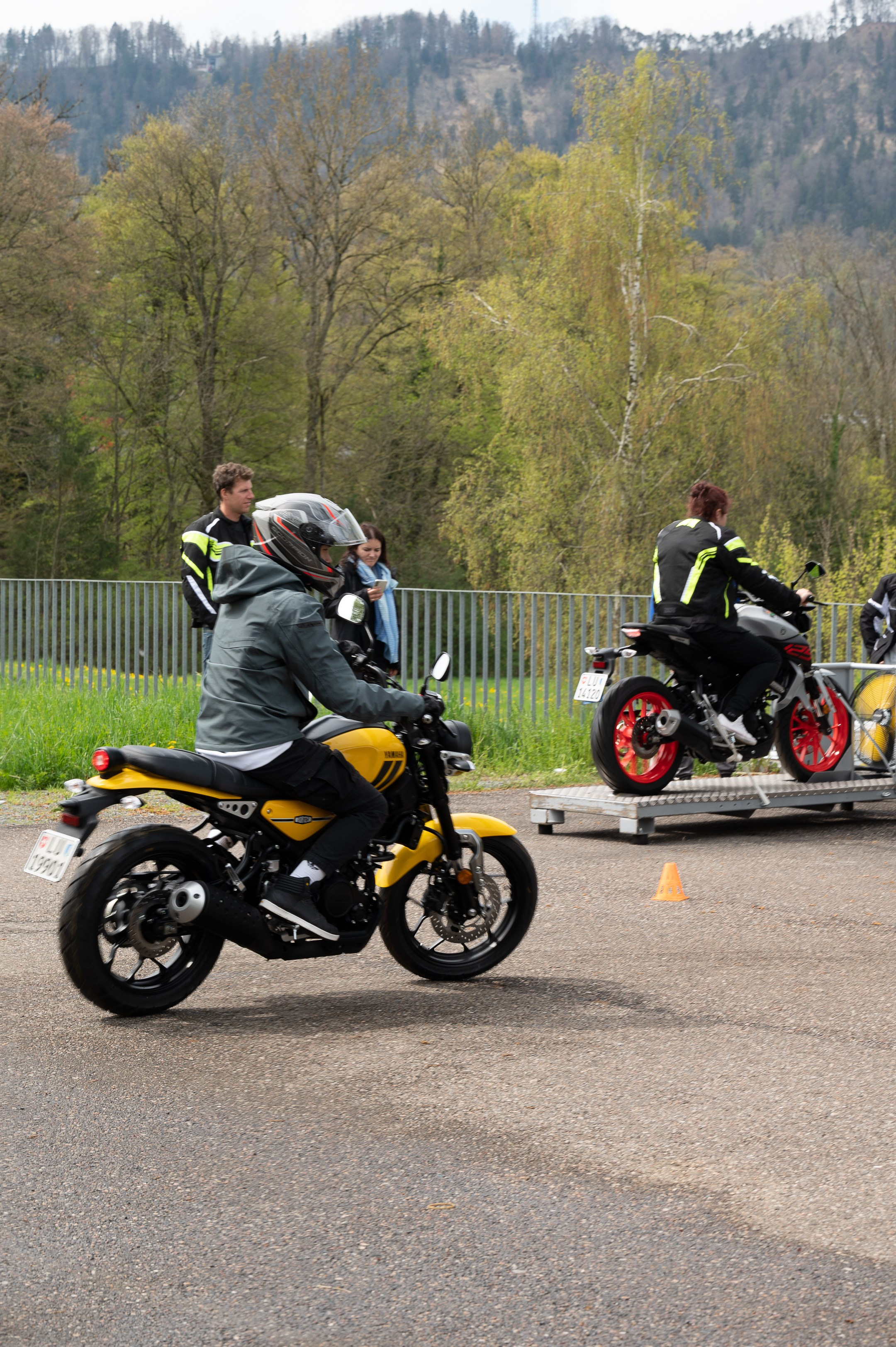Мото презентация (Швейцария). Мир живой фотографии о Вас и для Вас