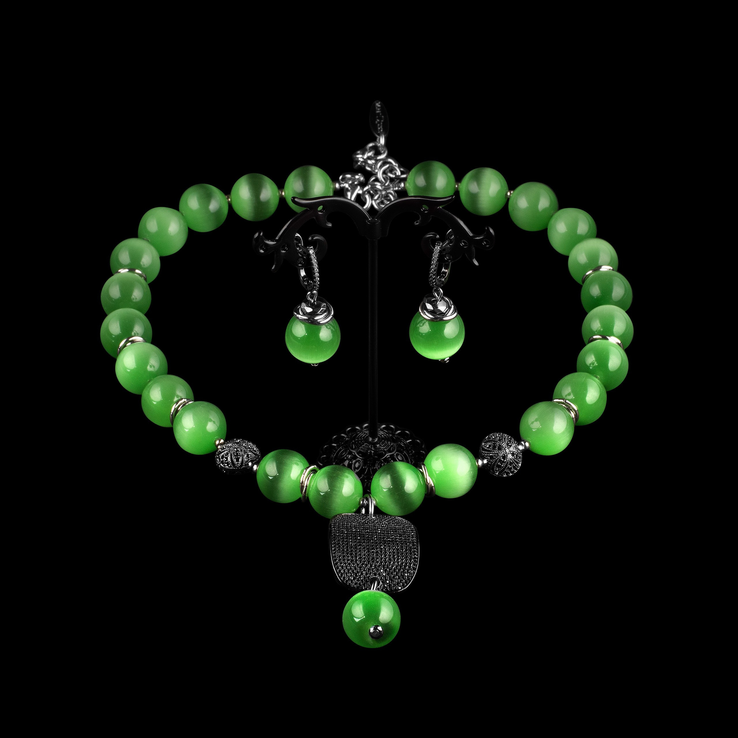 Ювелирные изделия. Съёмка и обучение рекламной фотографии в Москве