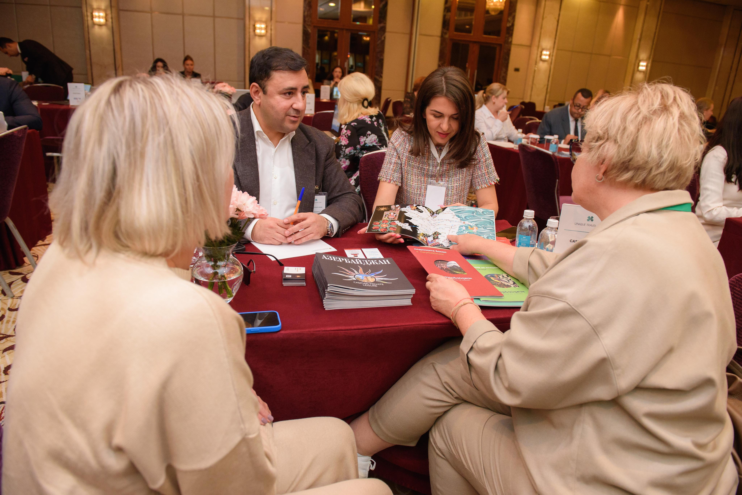 Unique Travel Fair — конференция по туризму. Бренд-фотограф для экспертов и блогеров в Москве Влада Горбовская