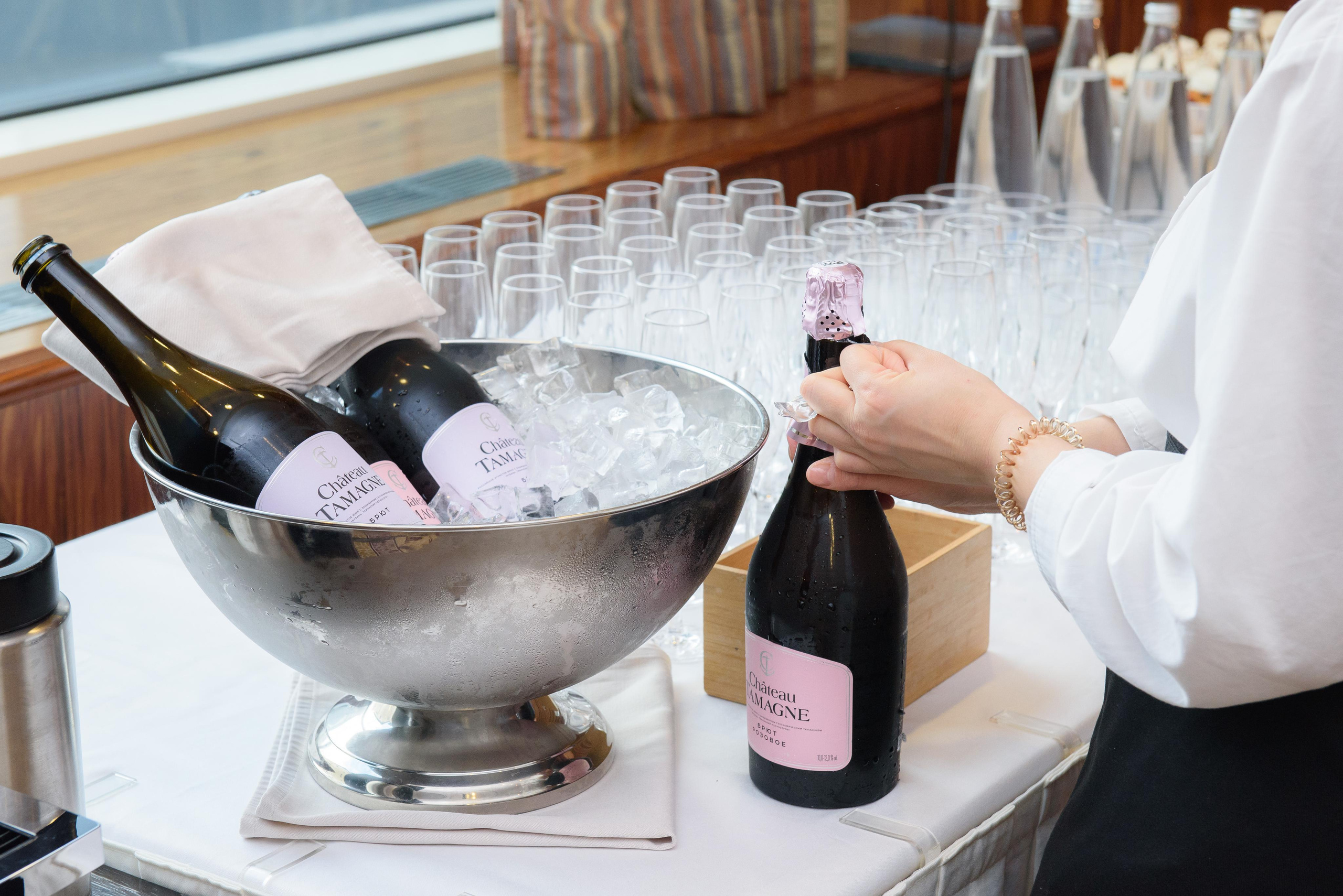 Unique Travel Fair — конференция по туризму. Бренд-фотограф для экспертов и блогеров в Москве Влада Горбовская