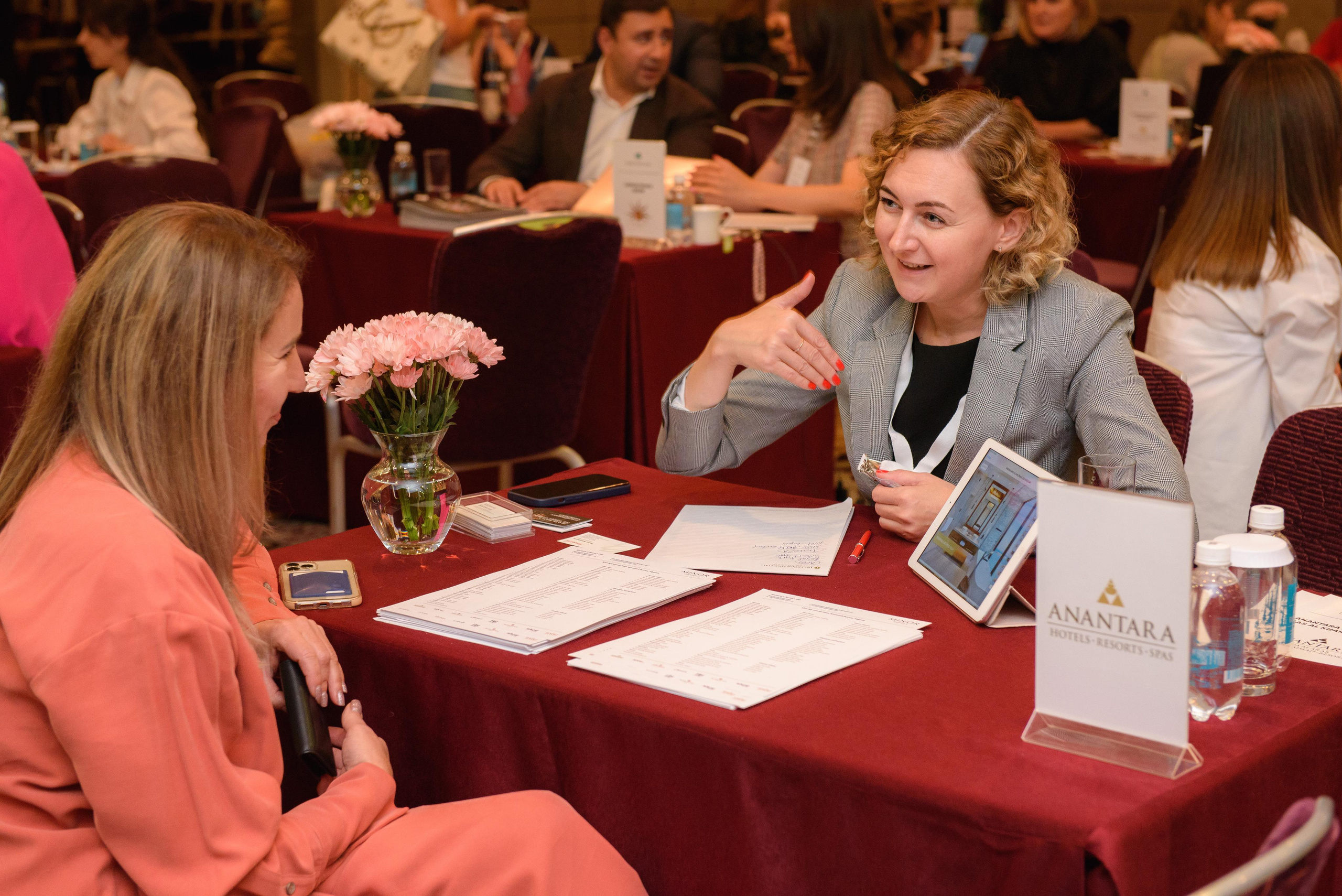 Unique Travel Fair — конференция по туризму. Бренд-фотограф для экспертов и блогеров в Москве Влада Горбовская