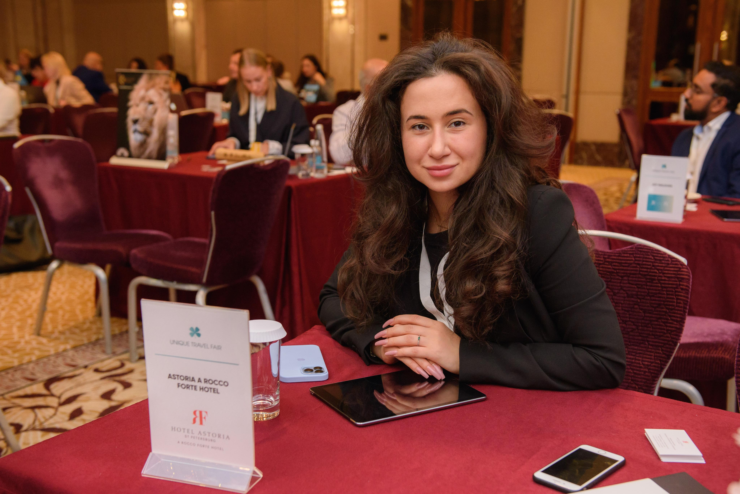 Unique Travel Fair — конференция по туризму. Бренд-фотограф для экспертов и блогеров в Москве Влада Горбовская