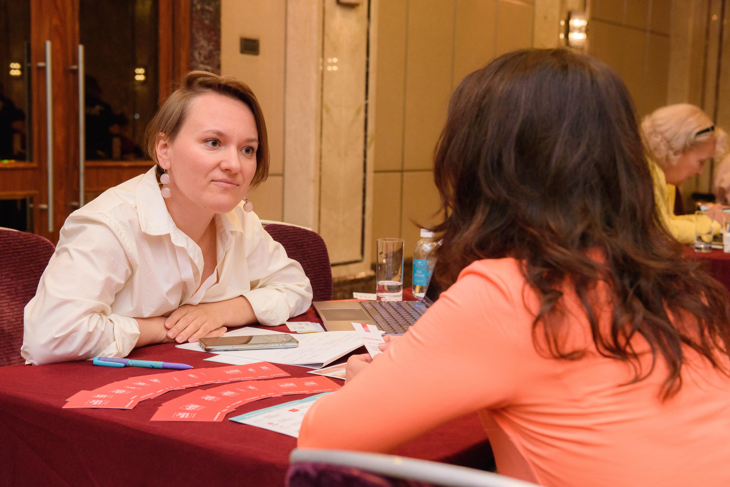 Unique Travel Fair — конференция по туризму. Бренд-фотограф для экспертов и блогеров в Москве Влада Горбовская