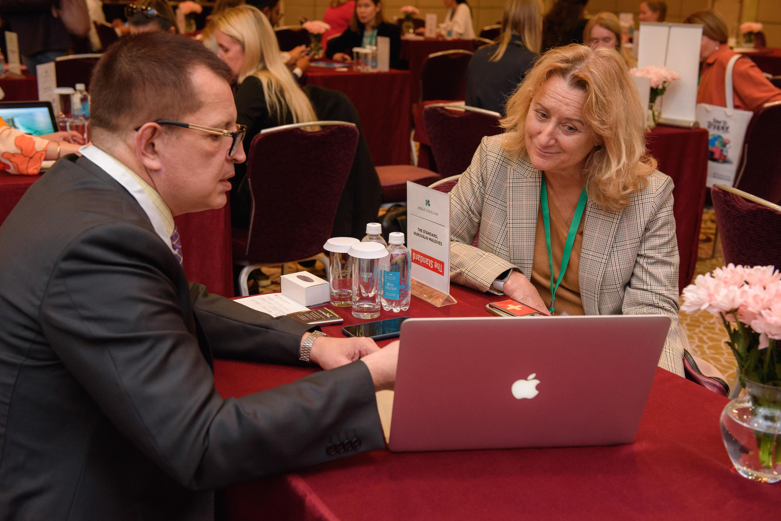 Unique Travel Fair — конференция по туризму. Бренд-фотограф для экспертов и блогеров в Москве Влада Горбовская