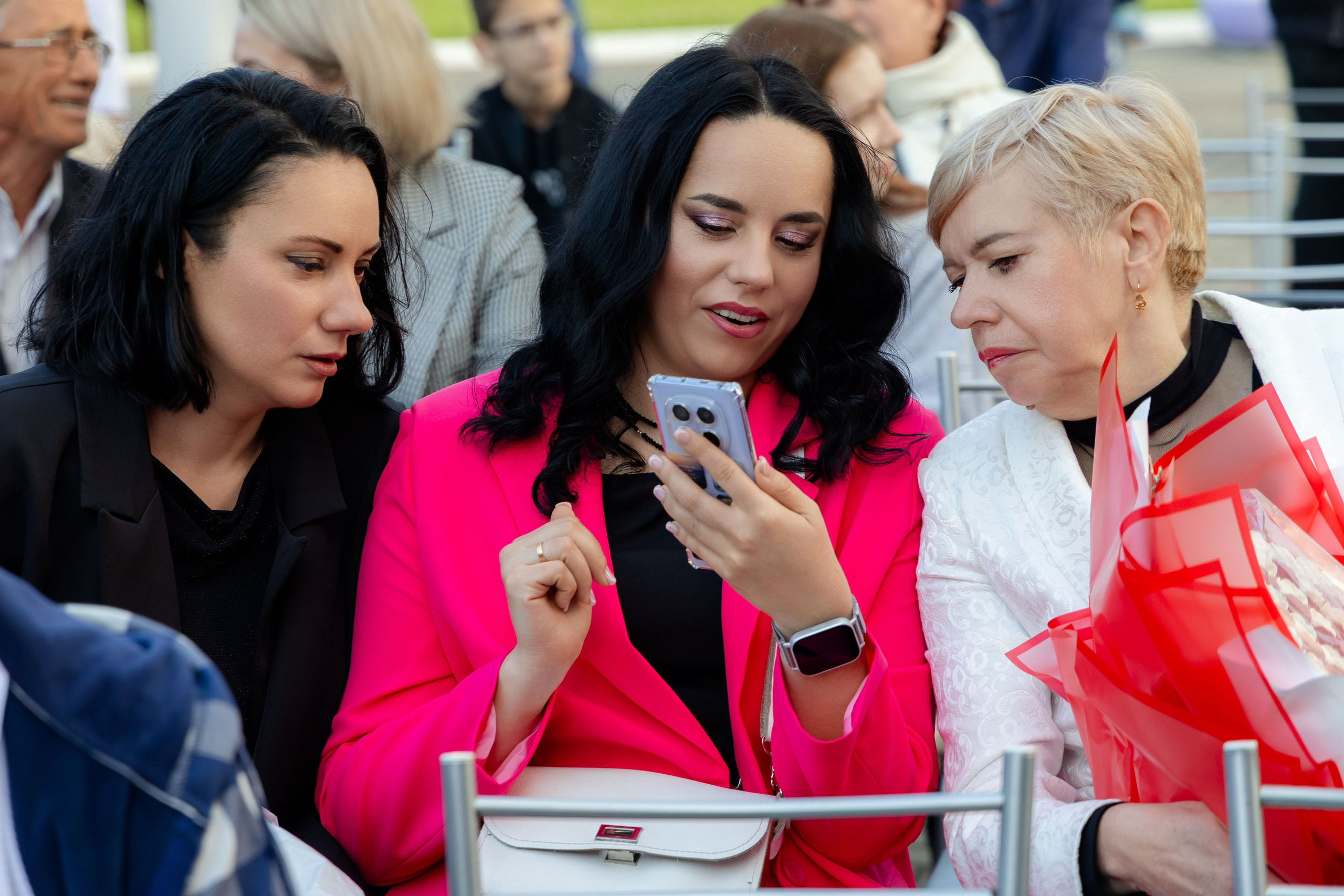 Школьный выпускной 2025 год в Минске, Беларуси. Свадебный фотограф в Минске/Беларуси Сергей Спиридонов