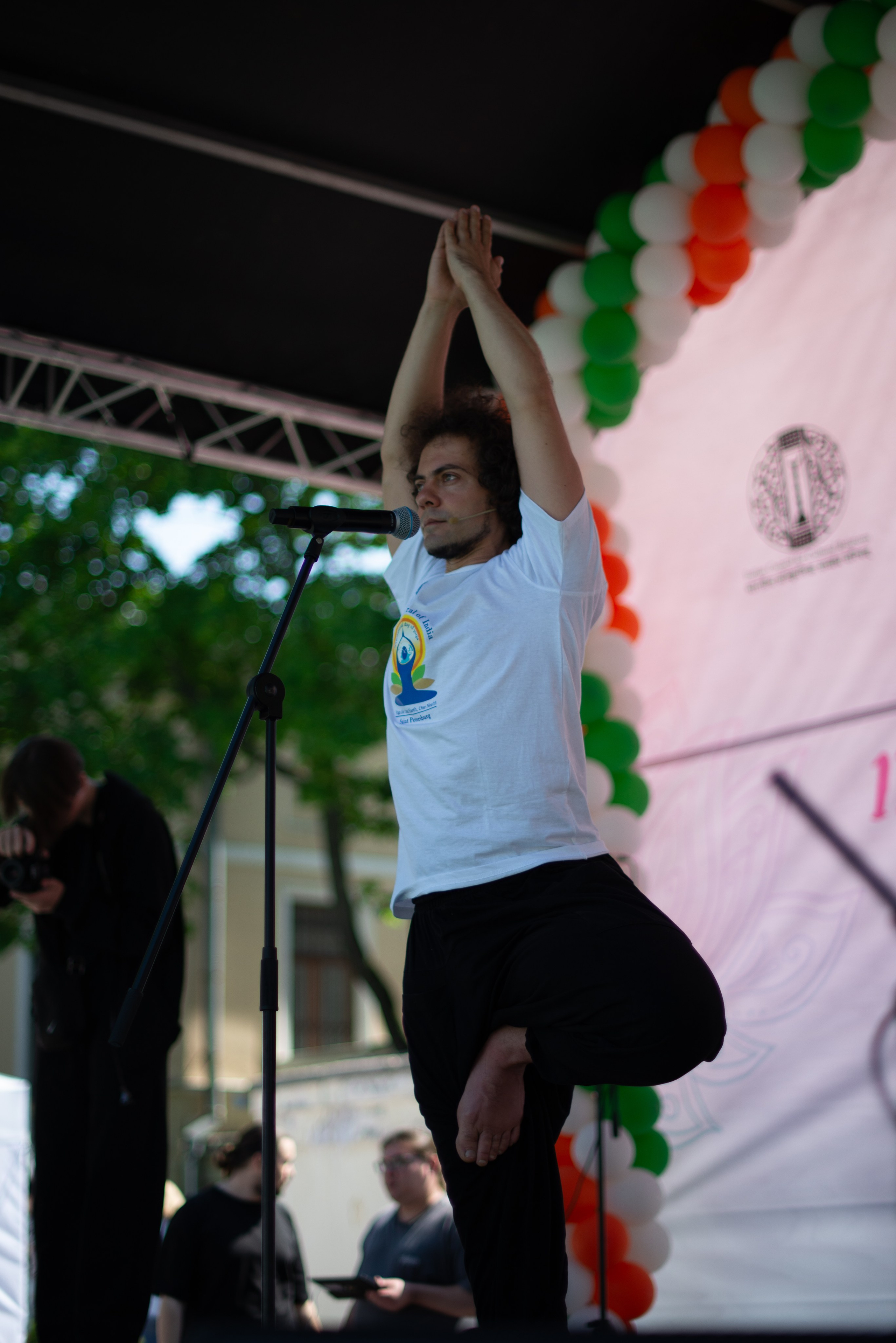 Посмотри День Йоги Санкт- Петербург 2025. Victoria Radjevna Репортажный Фотограф — Видеограф Москва • Санкт-Петербург