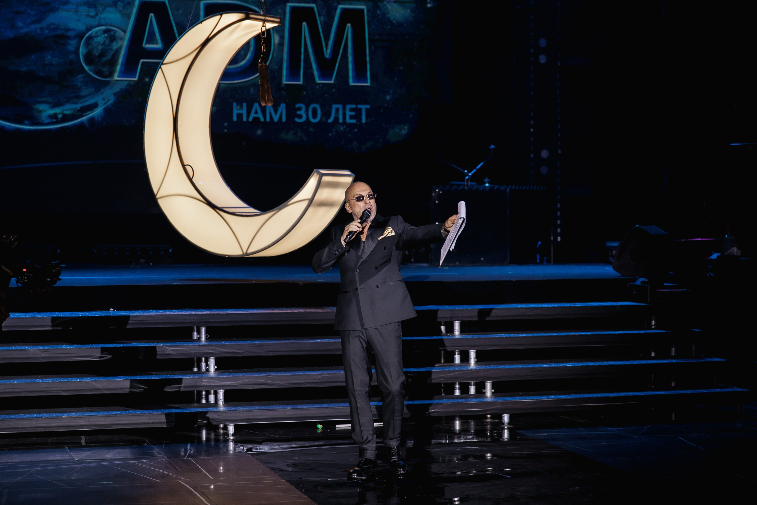 Вселенная ADM — 30 лет