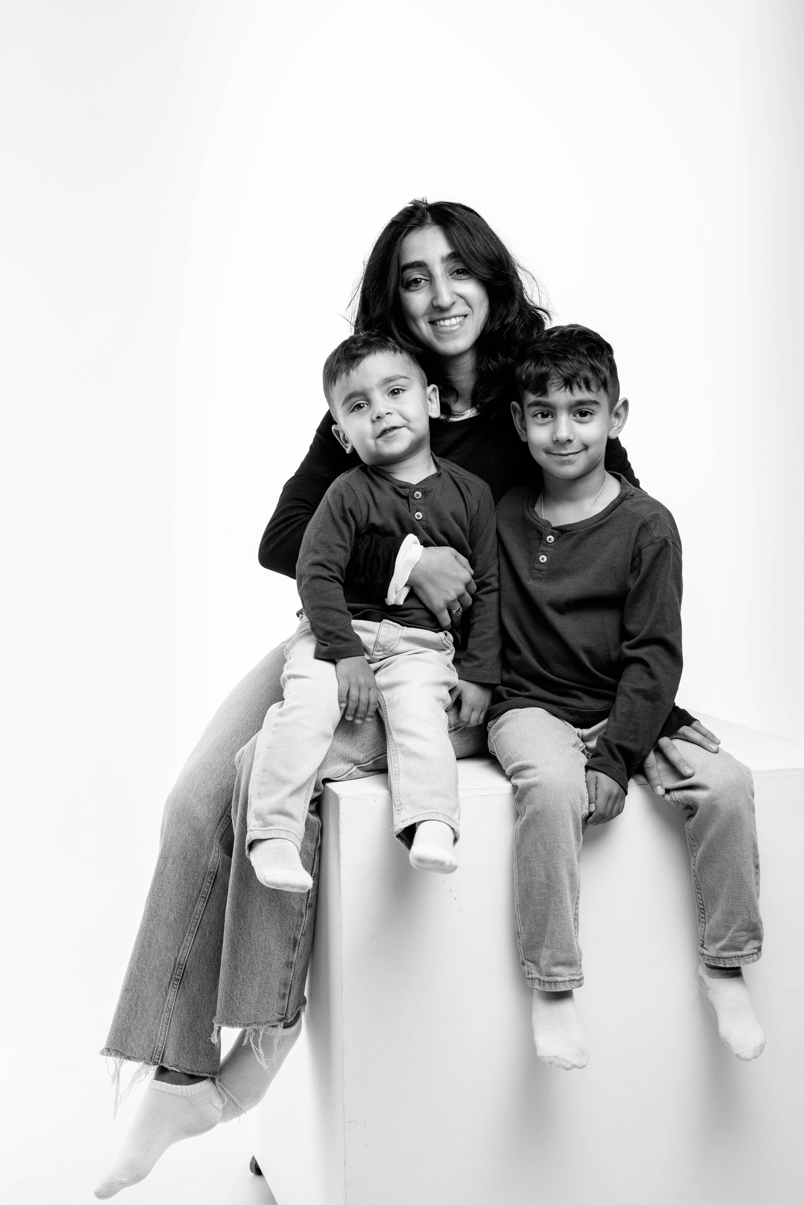 Фотосессия для мамы с двумя сыночками. Фотограф в Санкт-Петербурге Марина Парникова