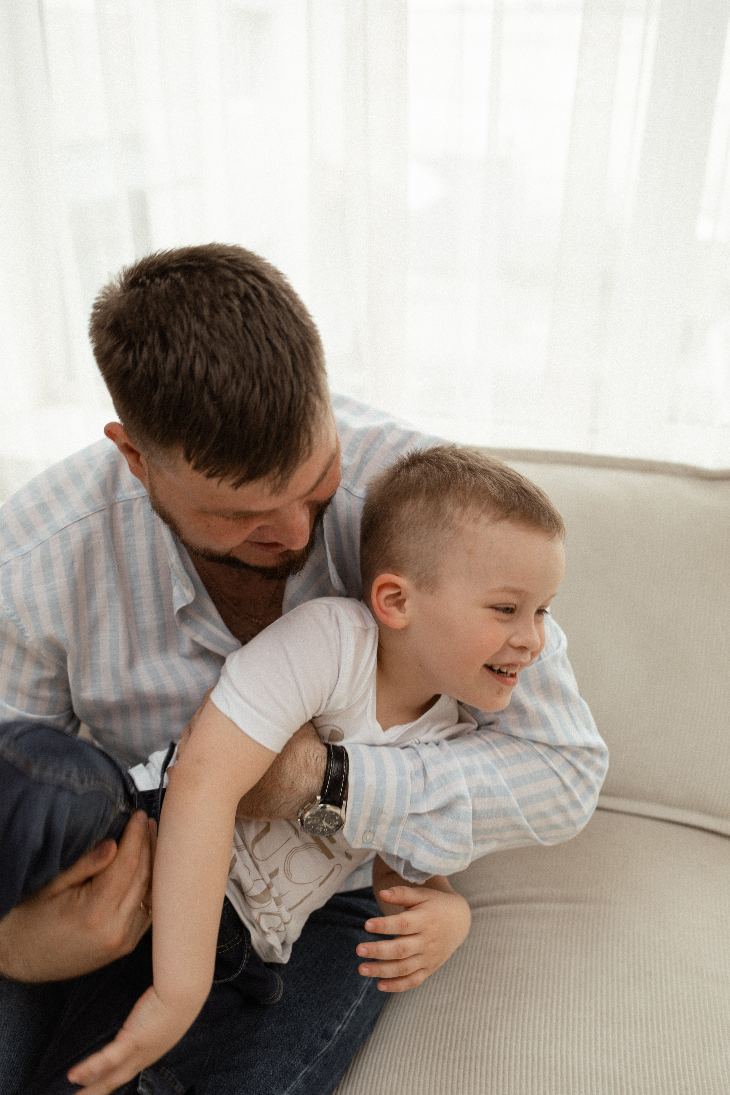 Павел, Костик и Екатерина с животиком. Семейный фотограф Челябинск