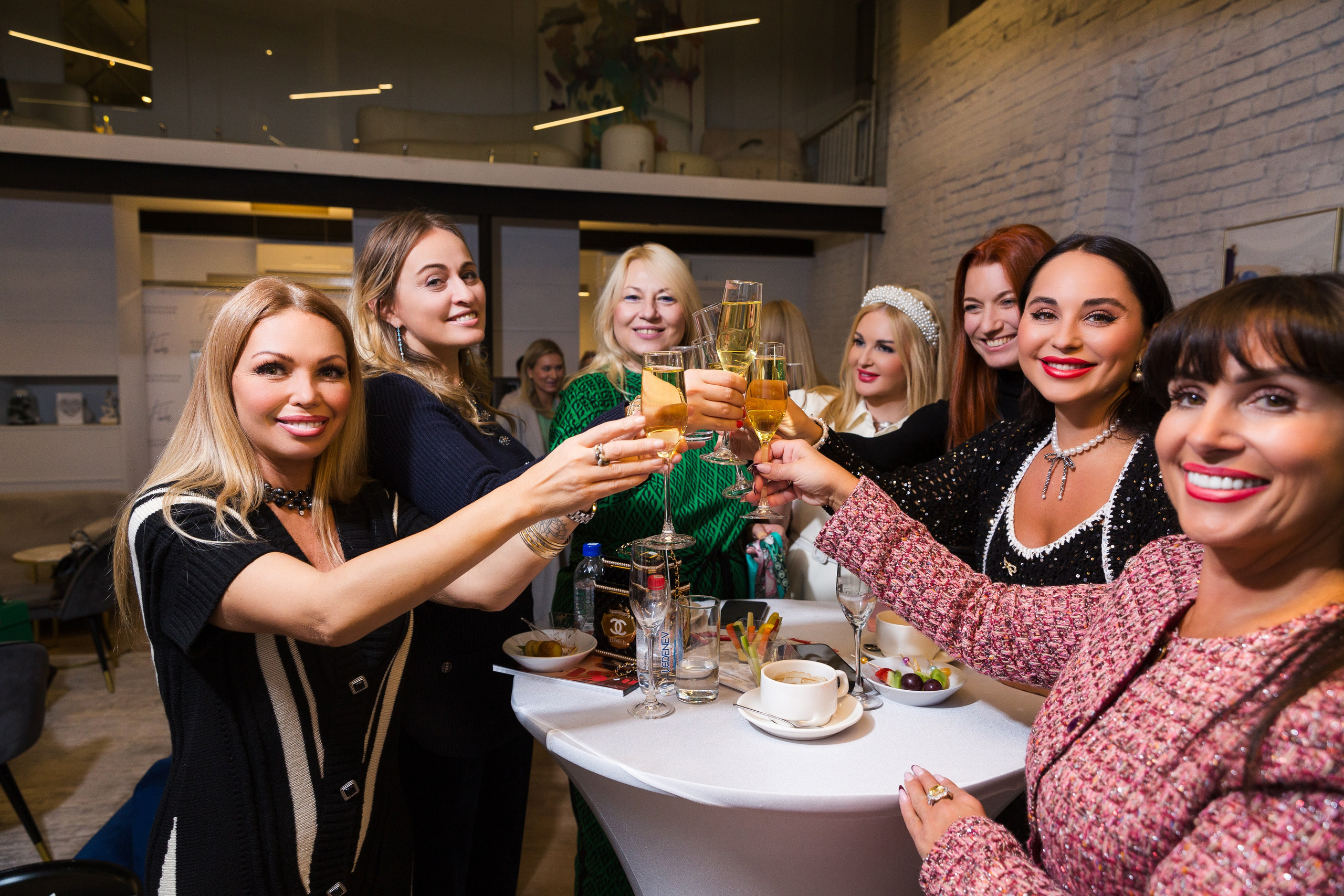 Flawless. Tavat.Fur Тренды 2024. Репортажный Фотограф Александр Назаров. Москва и М.О