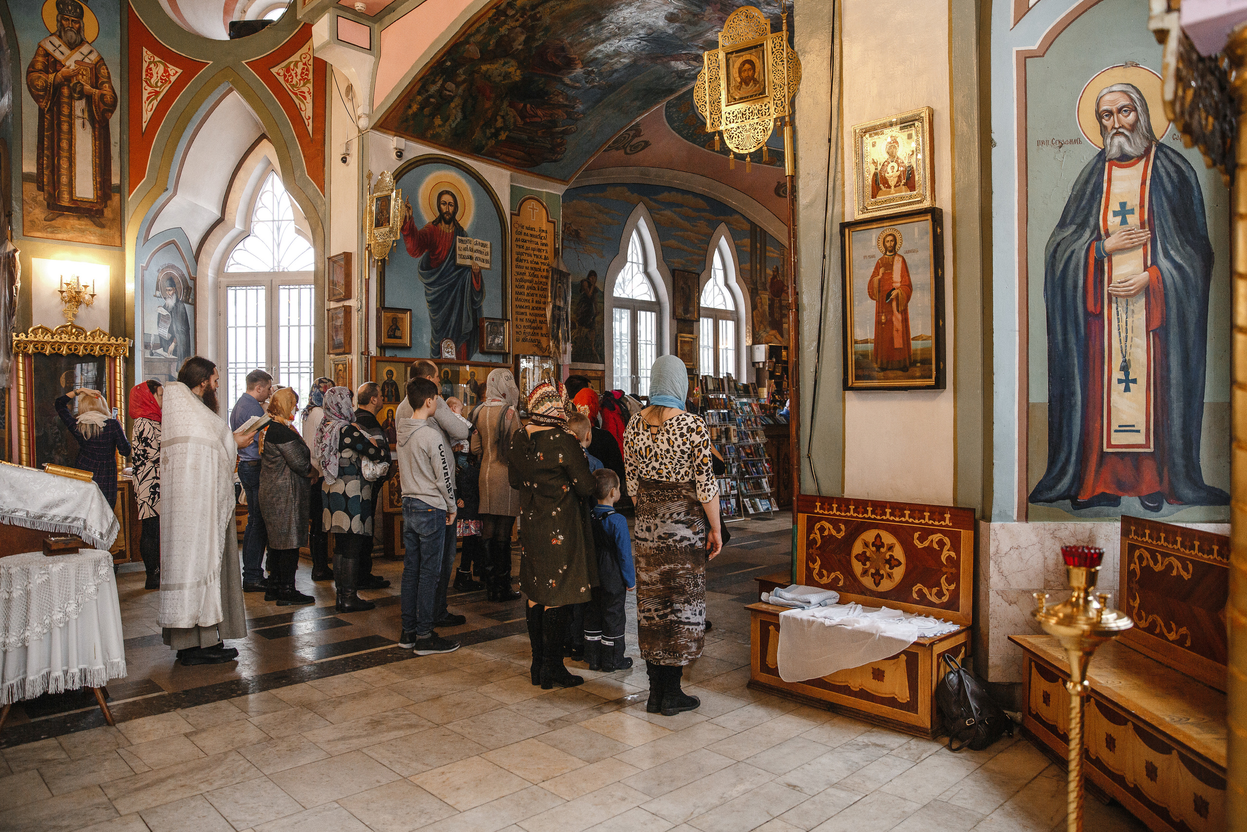 Фотограф на крещение в Ивантеевке Храм Смоленской Иконы Божией Матери