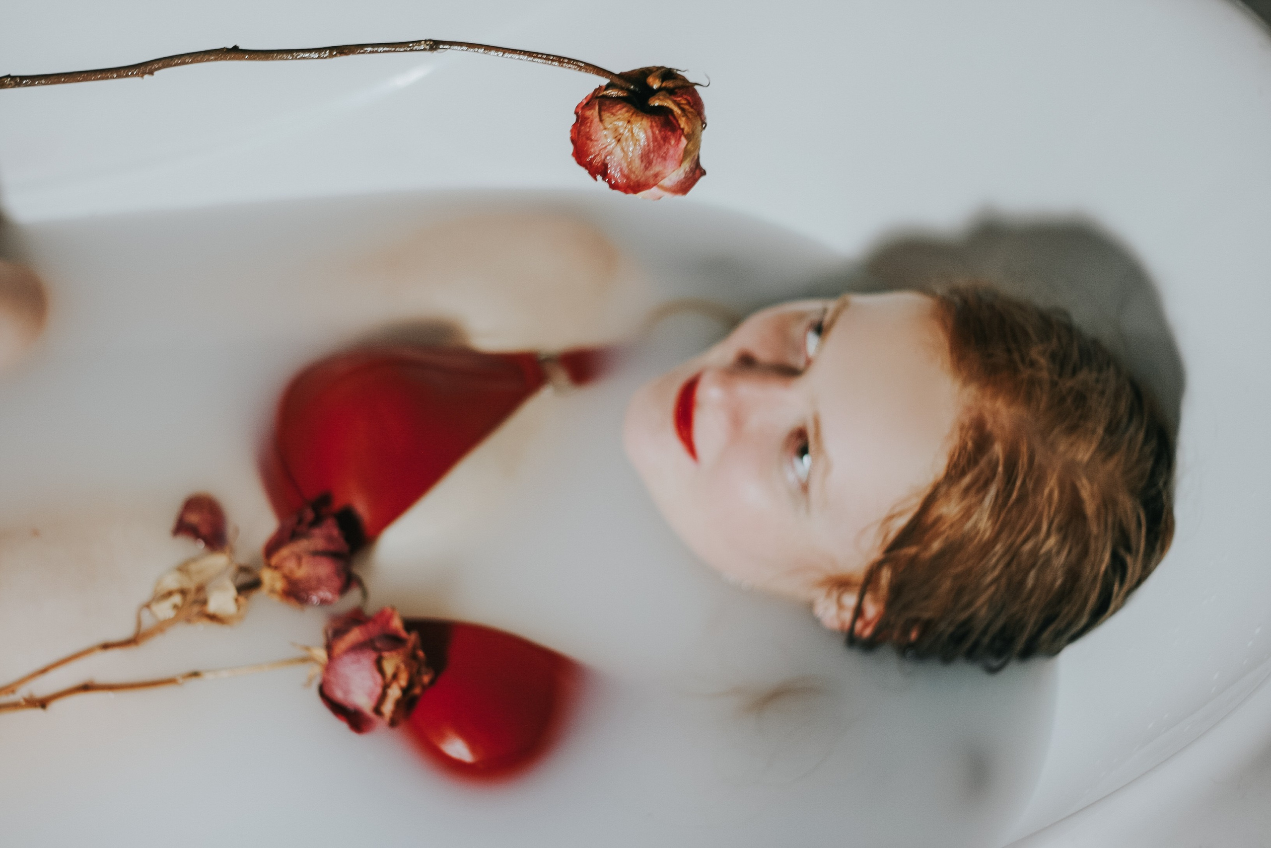 Молоко и розы. Espero Photographer — Фотограф в Санкт-Петербурге