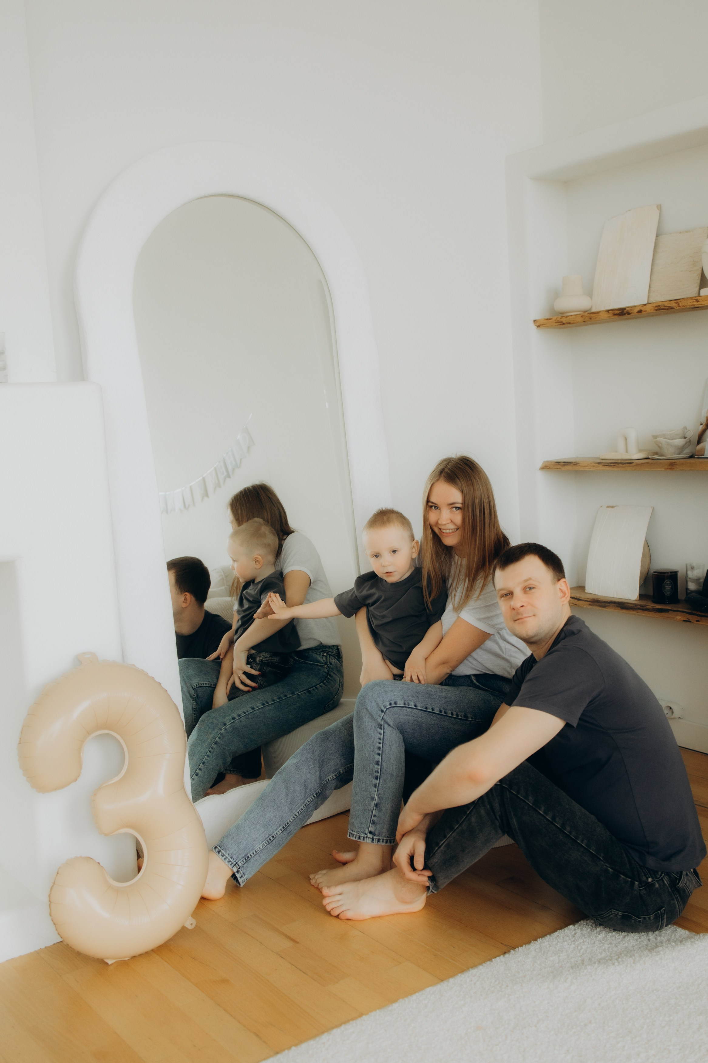 фотосессия новорожденного, фотосессия новорожденных, ньюборн, пушкин, павловск, спб, семейная фотосессия, семейная съёмка, мама и дочка, фотосессия в студии