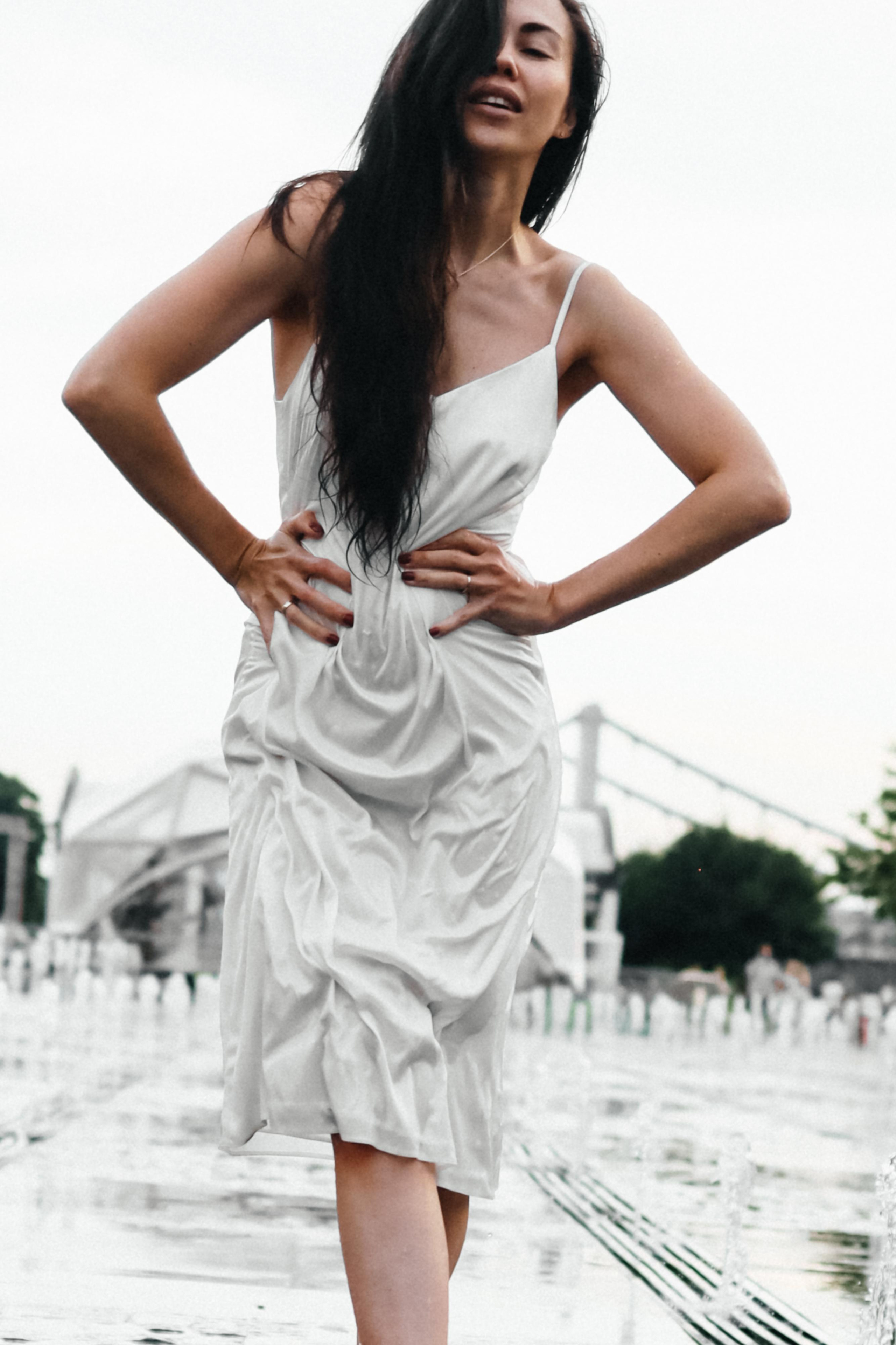 Фонтаны Музеона для Ани и Юли. Детский семейный фотограф в Москве Светлана Микадзе