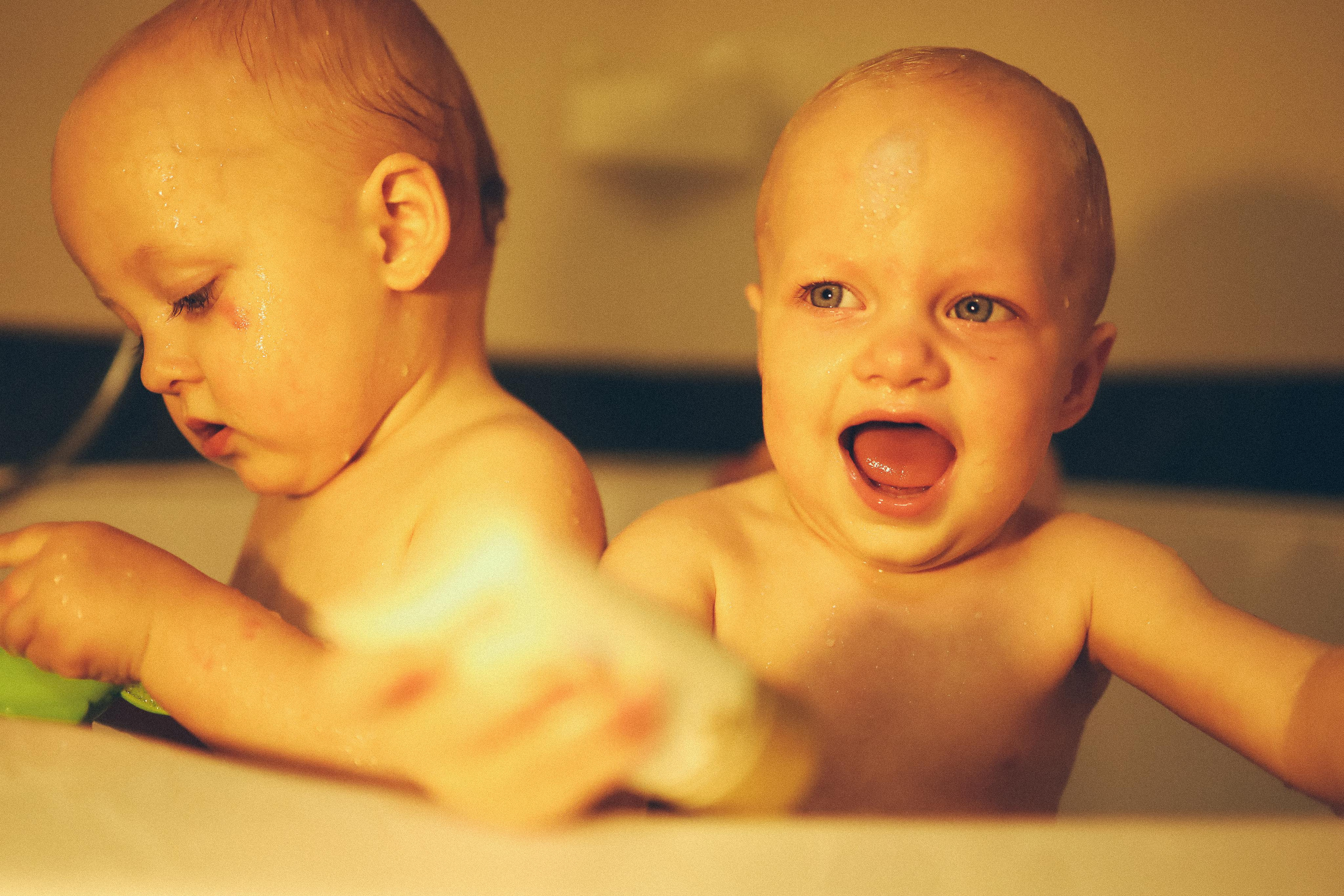 Домашняя съёмка для Кати и её тройняшек. Детский семейный фотограф в Москве Светлана Микадзе