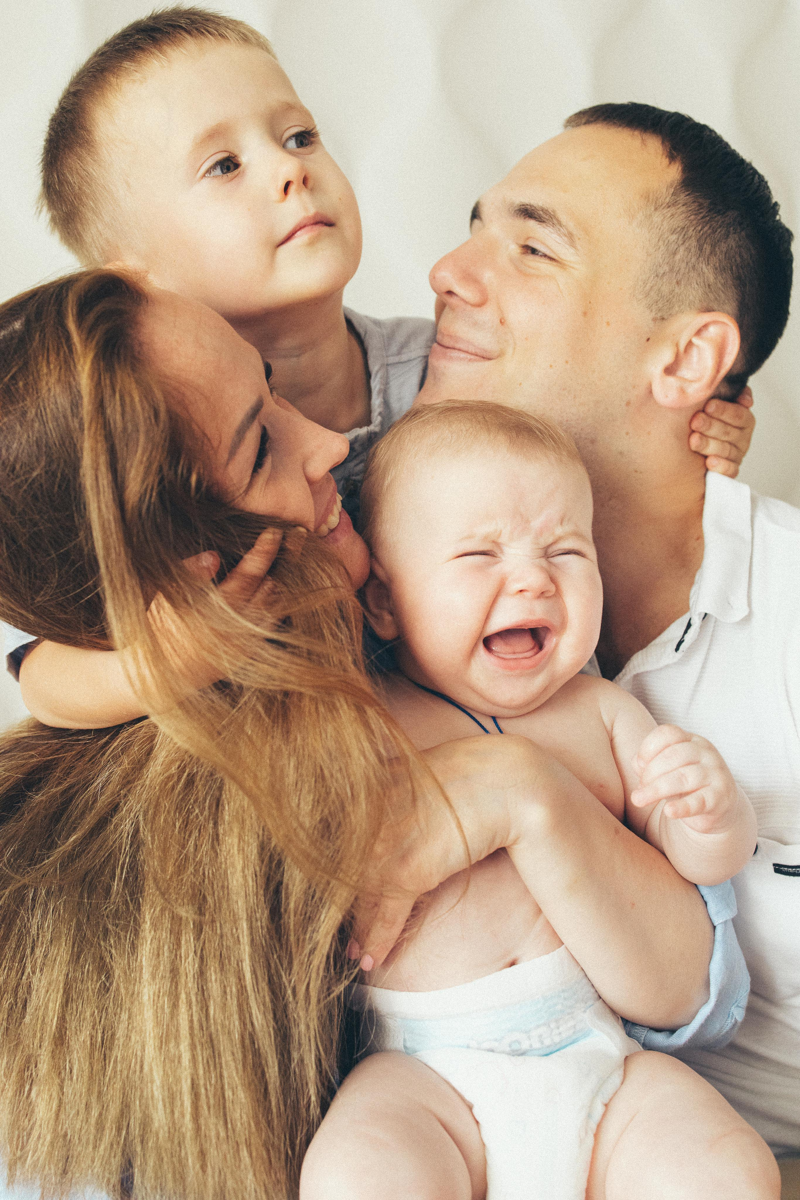 Домашняя съёмка для Юли и ее семьи. Детский семейный фотограф в Москве Светлана Микадзе