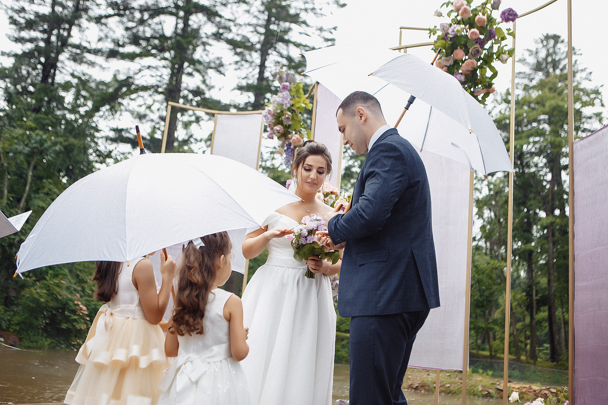 Катя и Мирали 9.07.22. Свадебный фотограф Владивосток Алина Гевондова